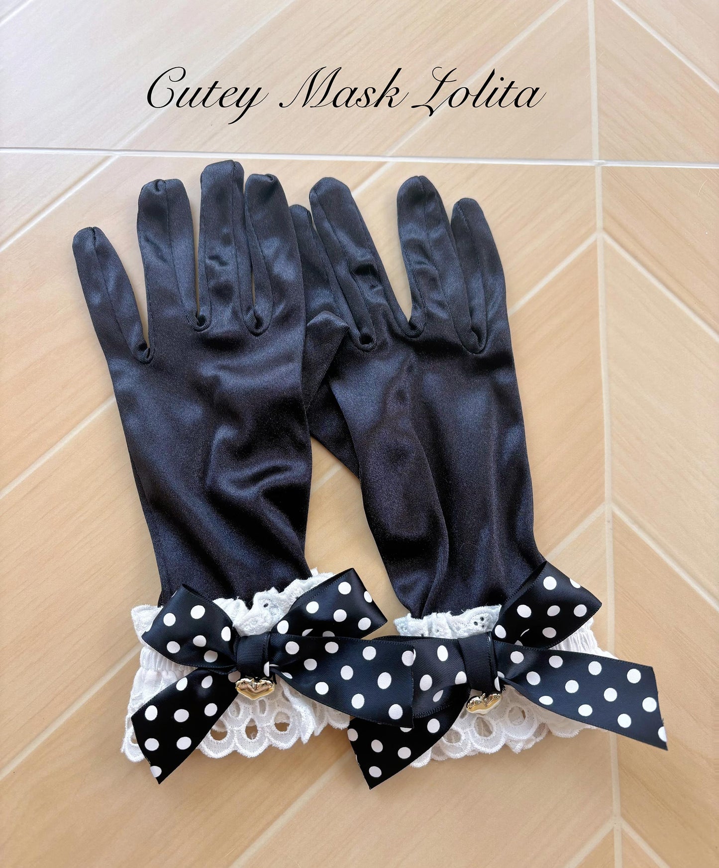 【受注予約~11/20】Ribbondoll アクセサリー【Cutey Mask】