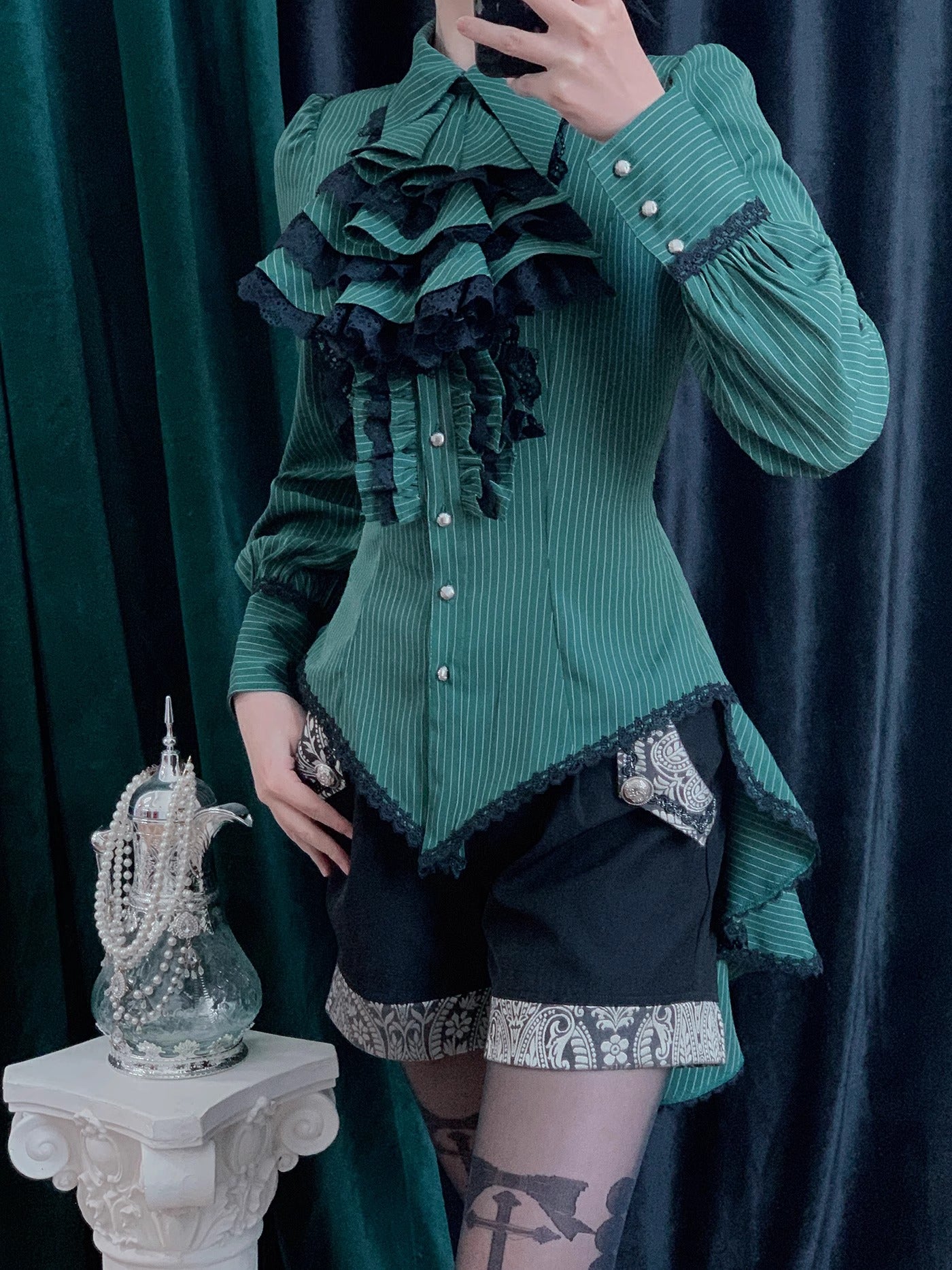 [Pre-orders open until June 26th] Cold meal Blouse (Long Sleeves, Long Length) [Little Dipper]