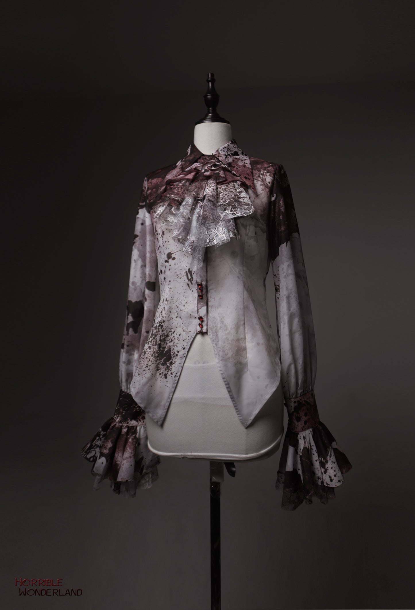 【受注予約~12/10】Horrible Wonderland ブラウス(プリントver.)【Lilith House】