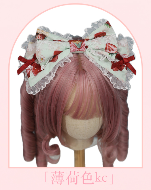 【受注予約~7/23】イチゴと花束 アクセサリー【Antique Doll】