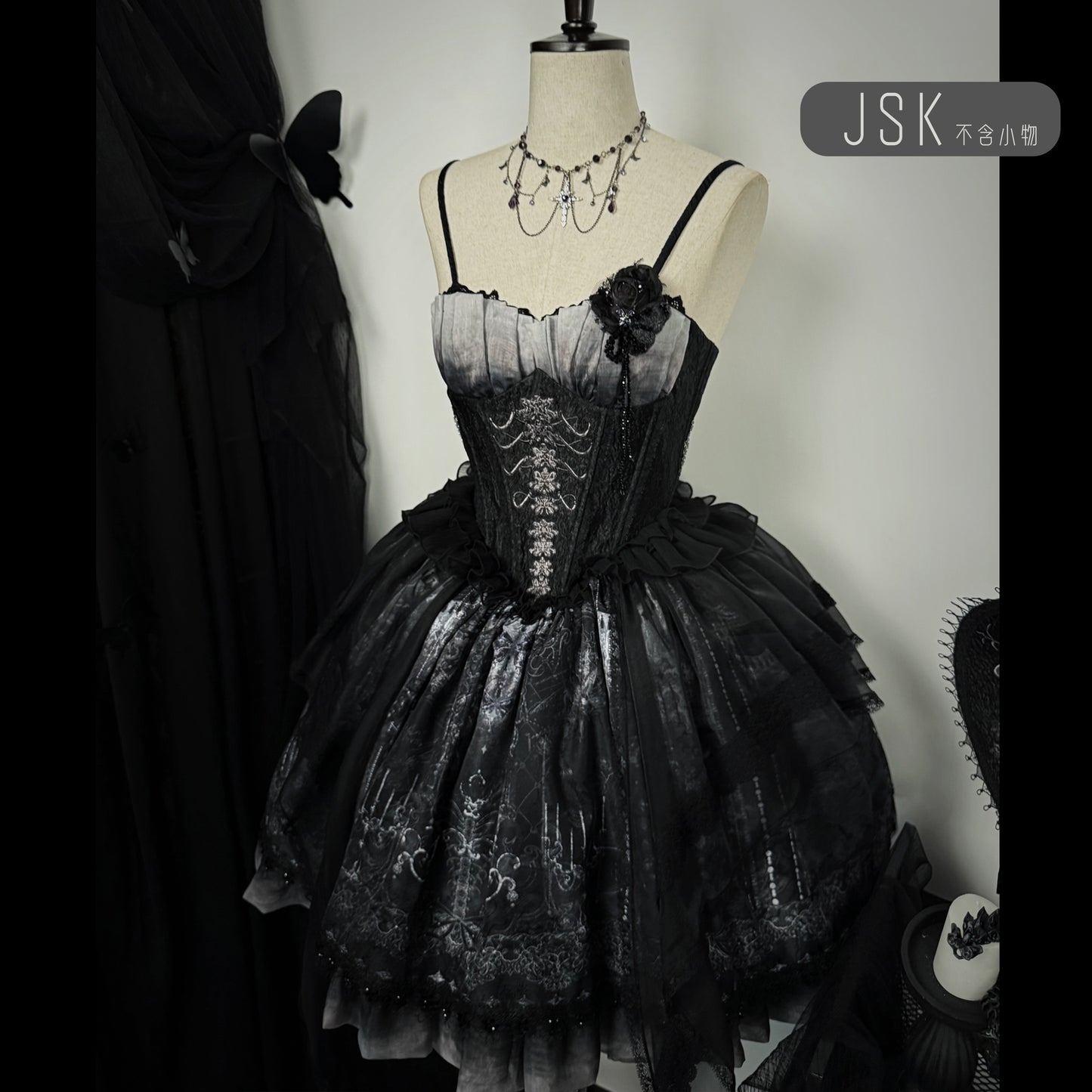 【受注予約~11/20】Butterfly Bone ジャンパースカート・コルセットスカート【SUSIN】