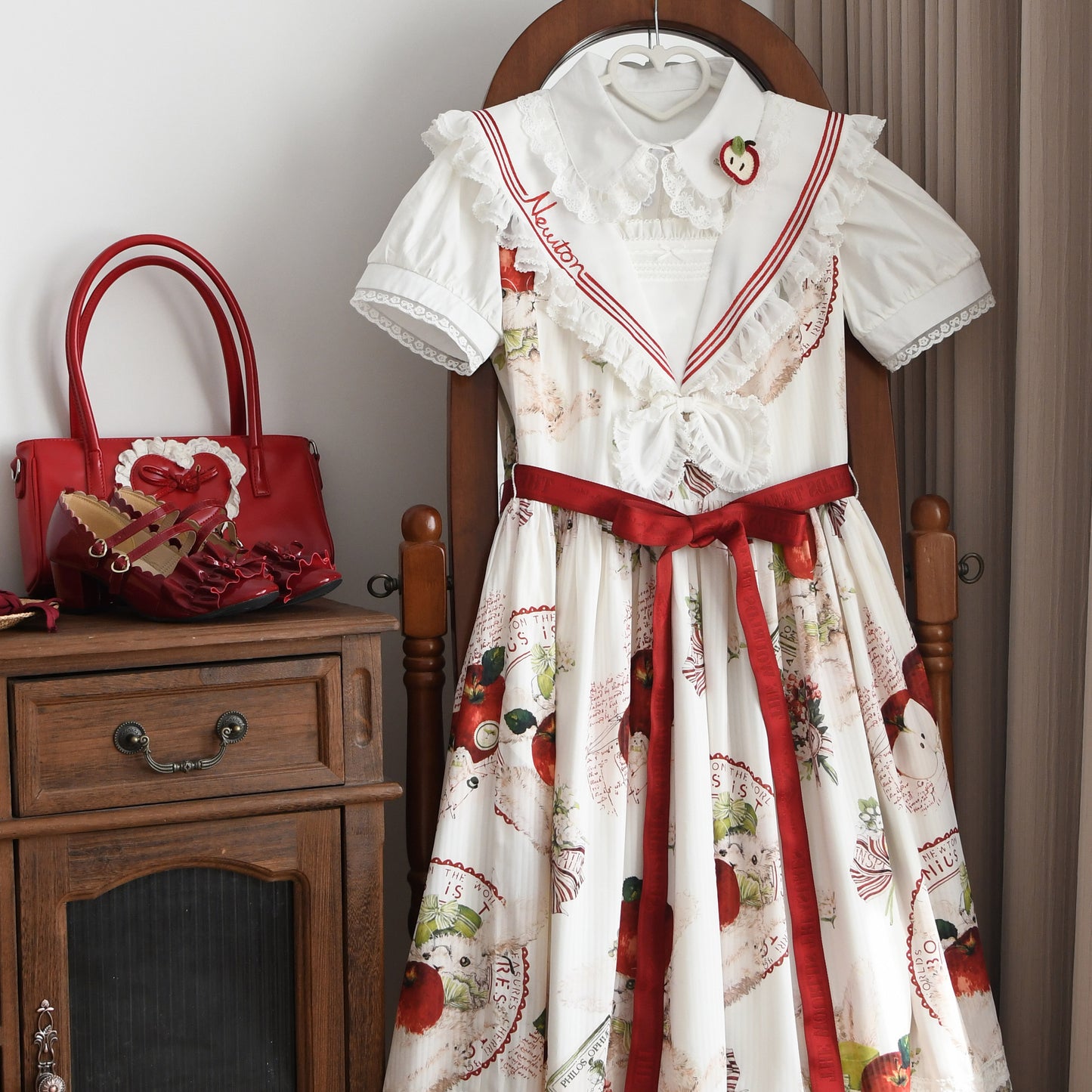 Lily 丸襟半袖ブラウス【MIST】