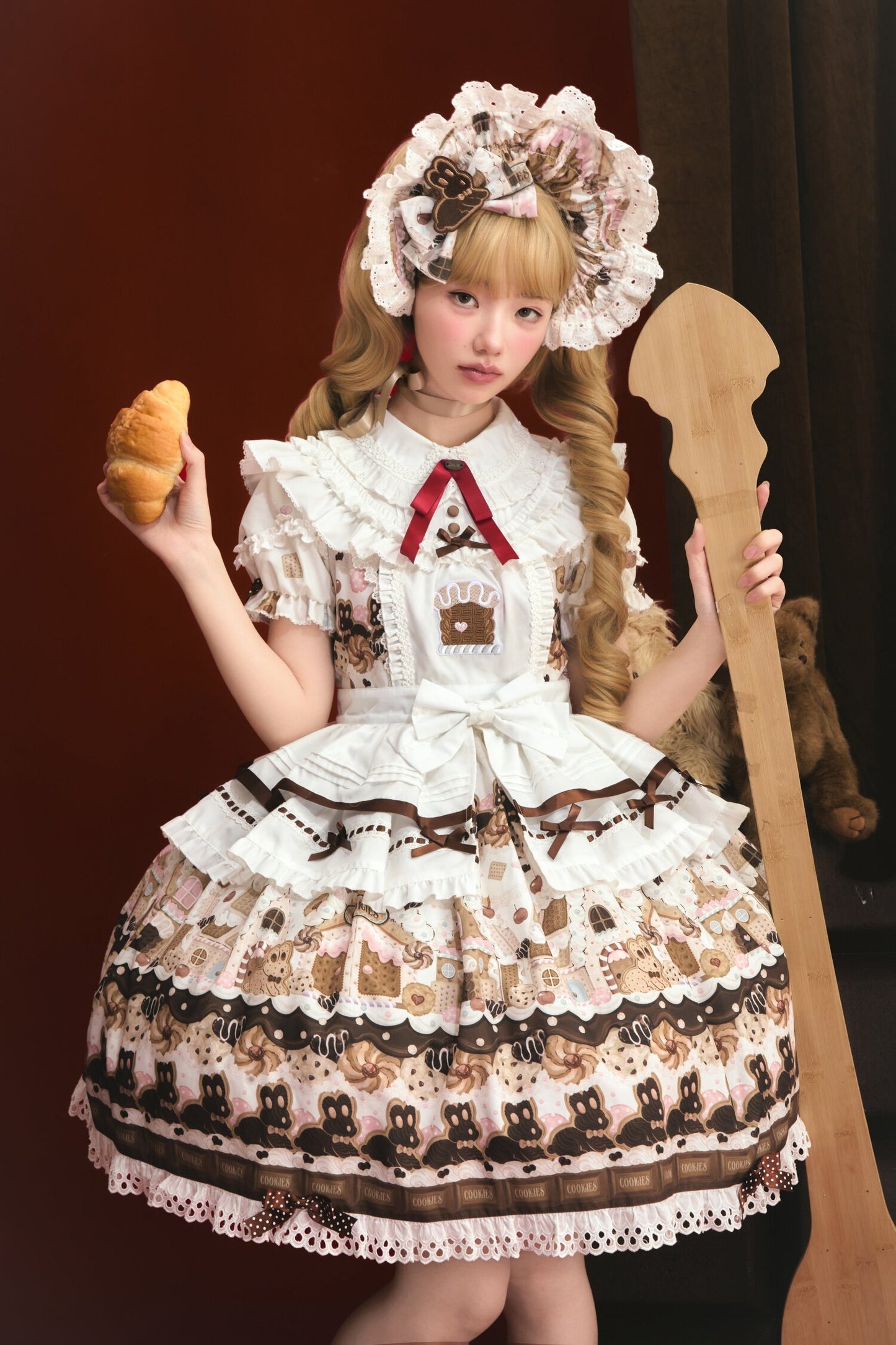 【受注予約~5/18】Bunny Gingerbread House エプロン付きワンピース【babyblue】