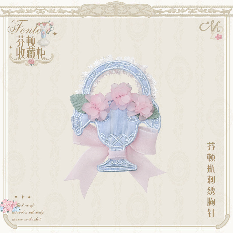 【受注予約~4/29】Fenton Curio Cabinet アクセサリー【花与珍珠匣】