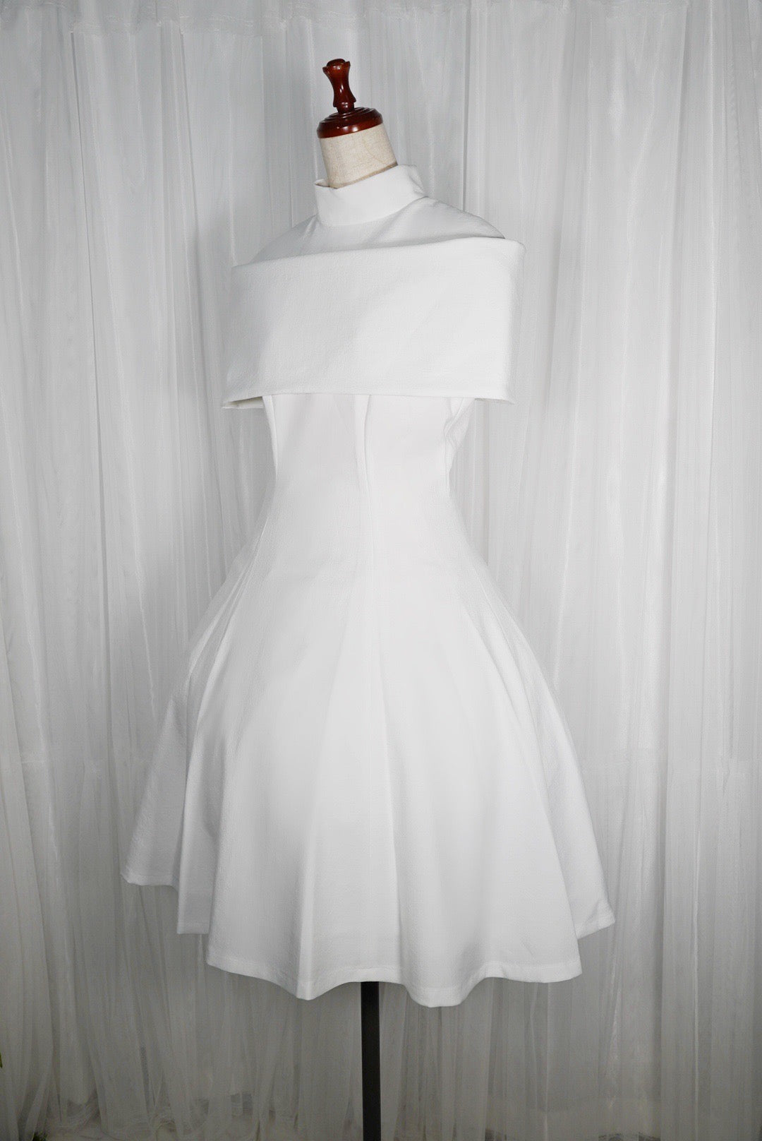 ジュリエッタワンピース（スリーブレス）【Atelier BOZ】