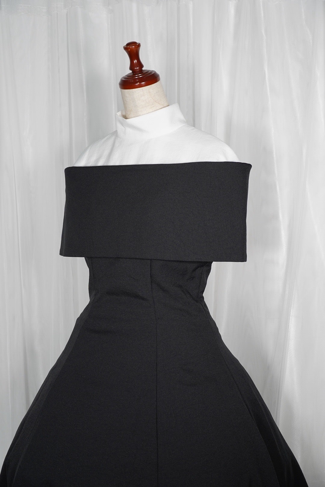 ジュリエッタワンピース（スリーブレス）【Atelier BOZ】