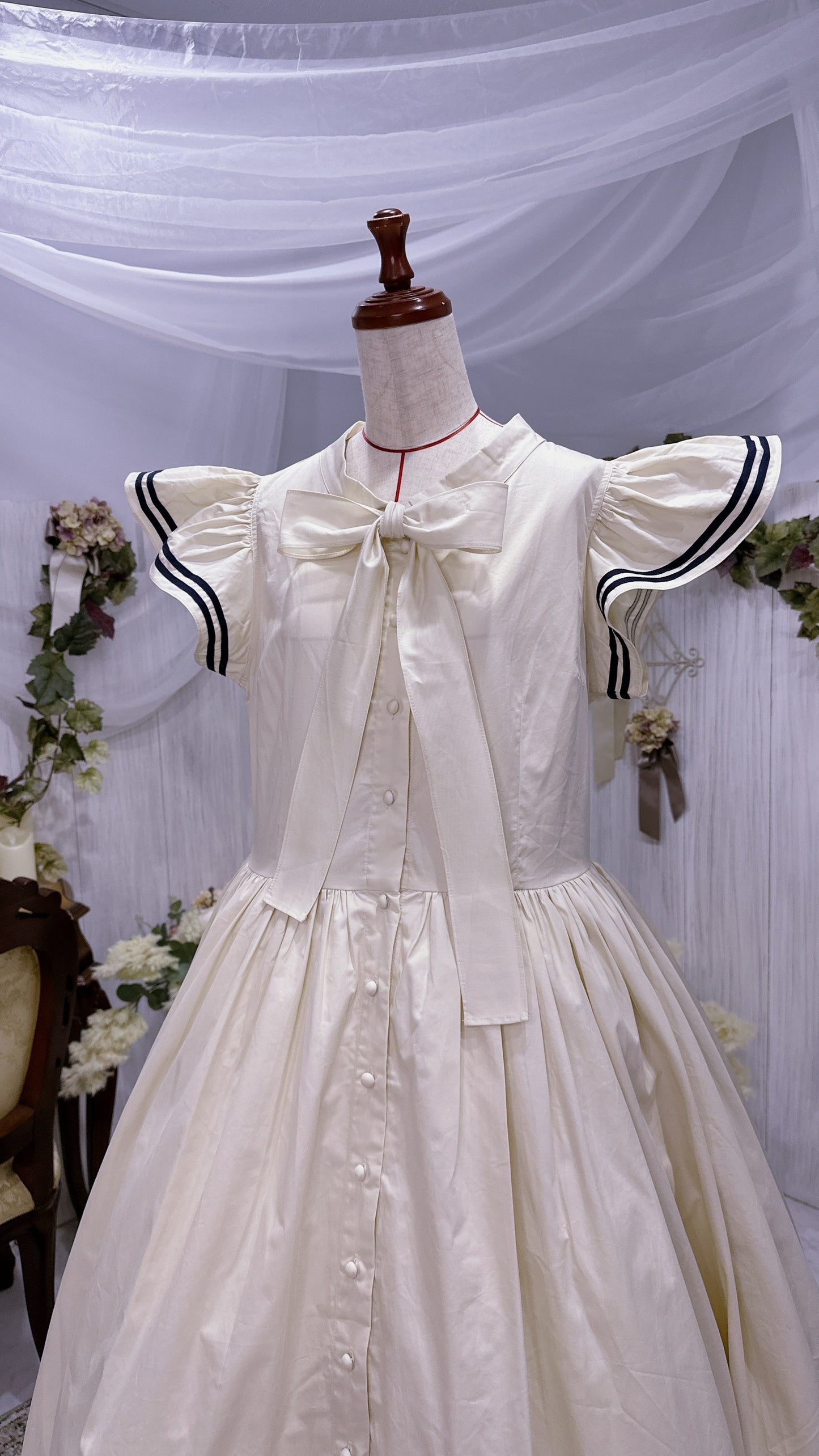 肩フリル 前ボタンセーラーワンピース【Baroque】