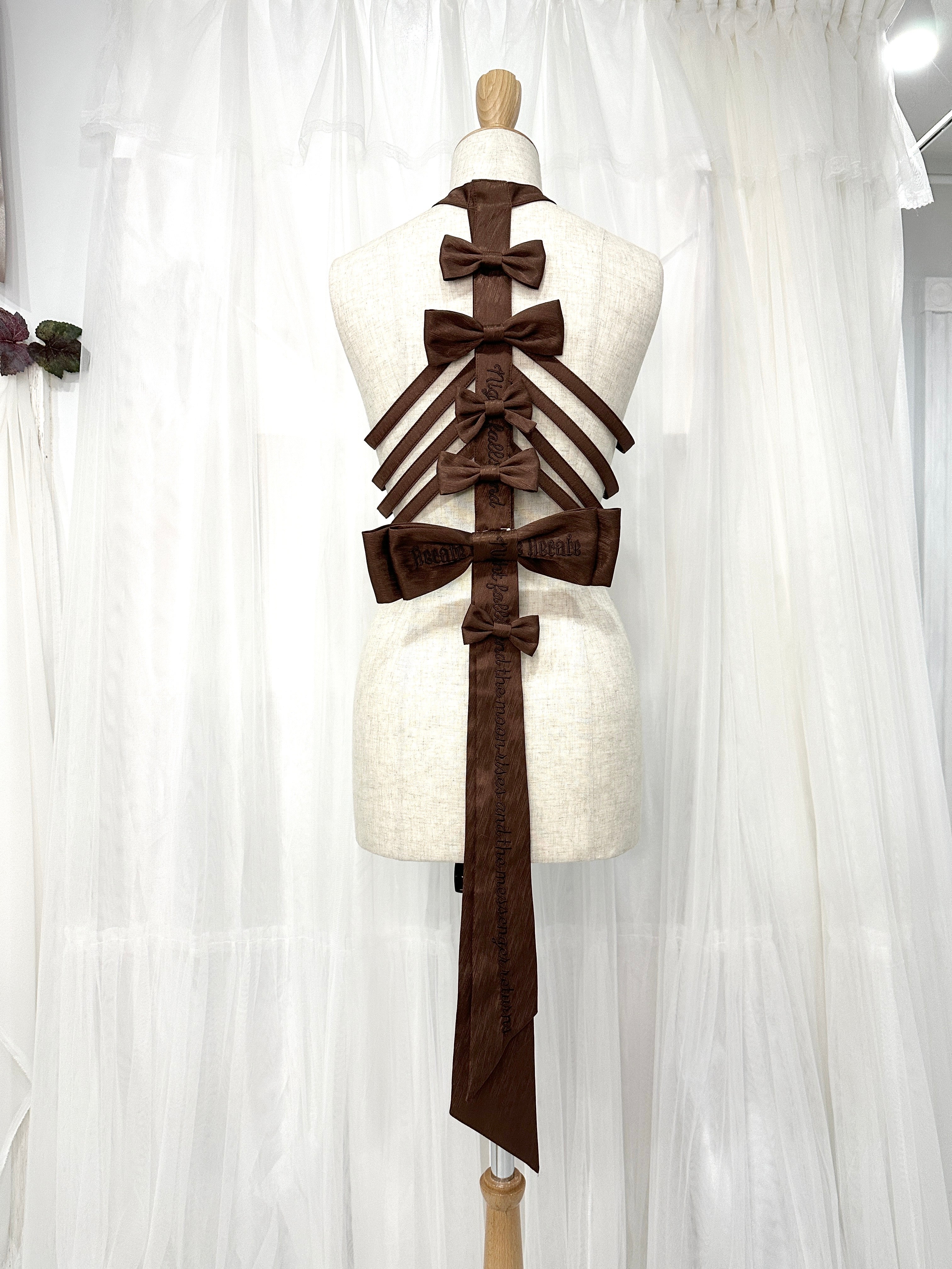 Hecate ボーンハーネス(チョコレートカラー)【物語者×Epetice】