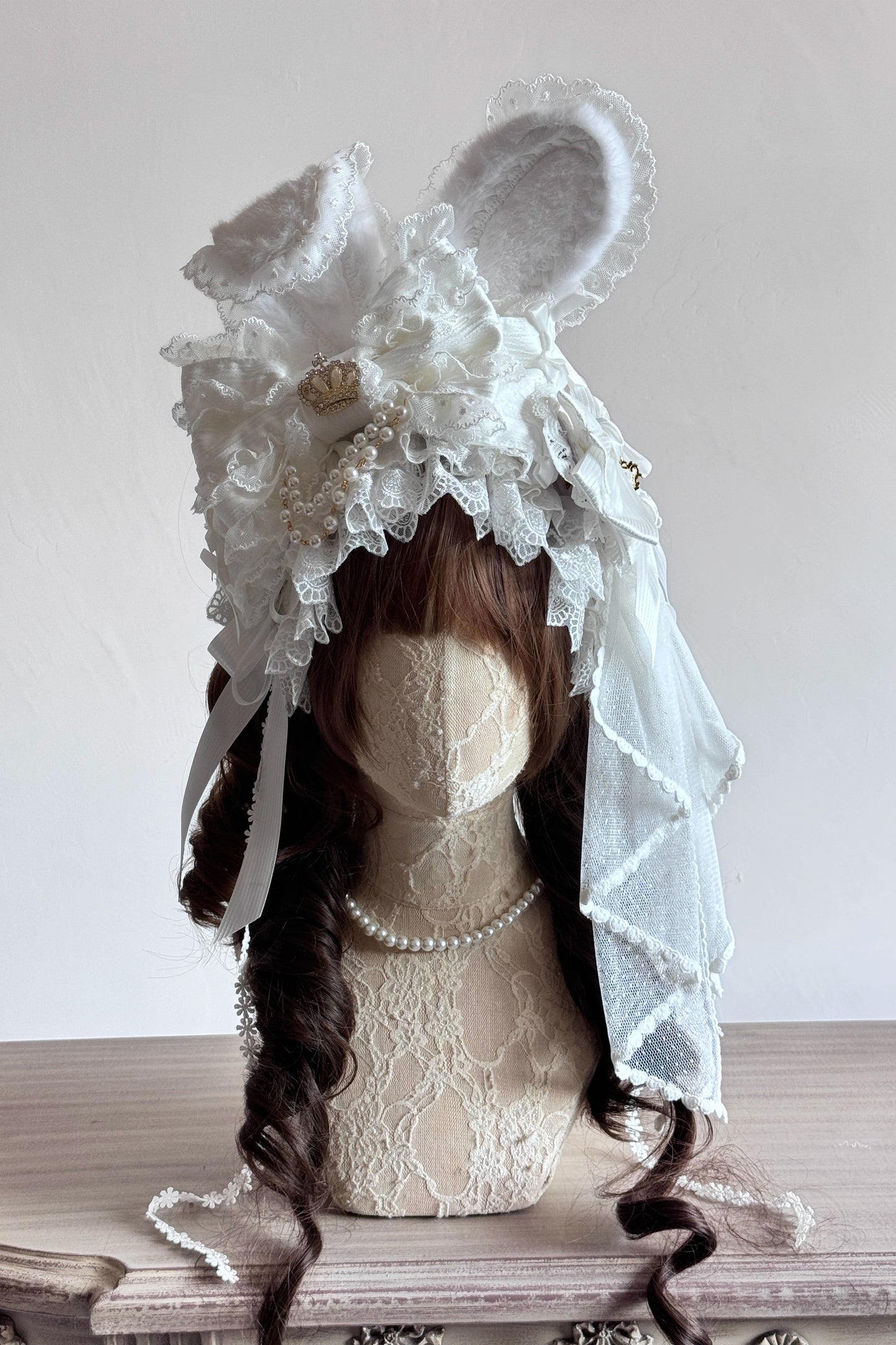 Schleier-Stirnband mit Hasenohren [Midnight Handicraft Shop]