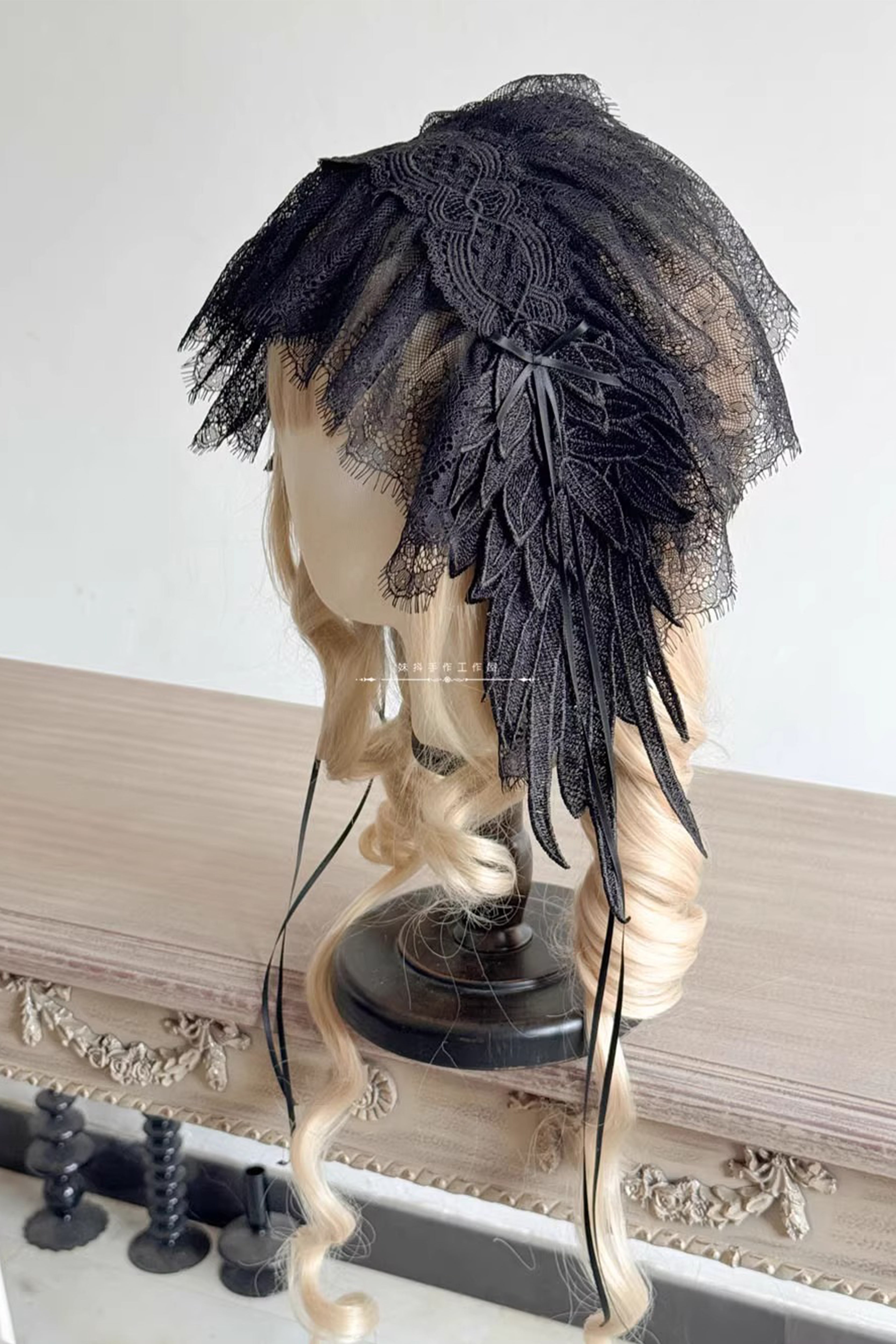 【美品】tegara ヘッドドレス 新作公開】≪花柄ヘッドドレス(あご紐取り外し可能タイプ)≫通販