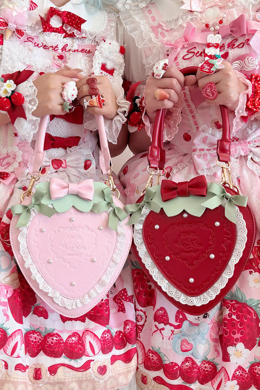 【受注予約~4/9】Sweet  Strawberry Garden バッグ【Sheep Puff】