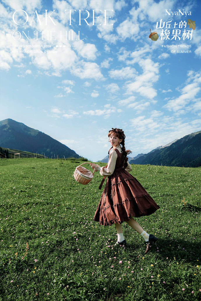 【受注予約~9/2】Strawberry Flowers on the Hill 5.0 ジャンパースカート(ショート丈)【NyaNya】