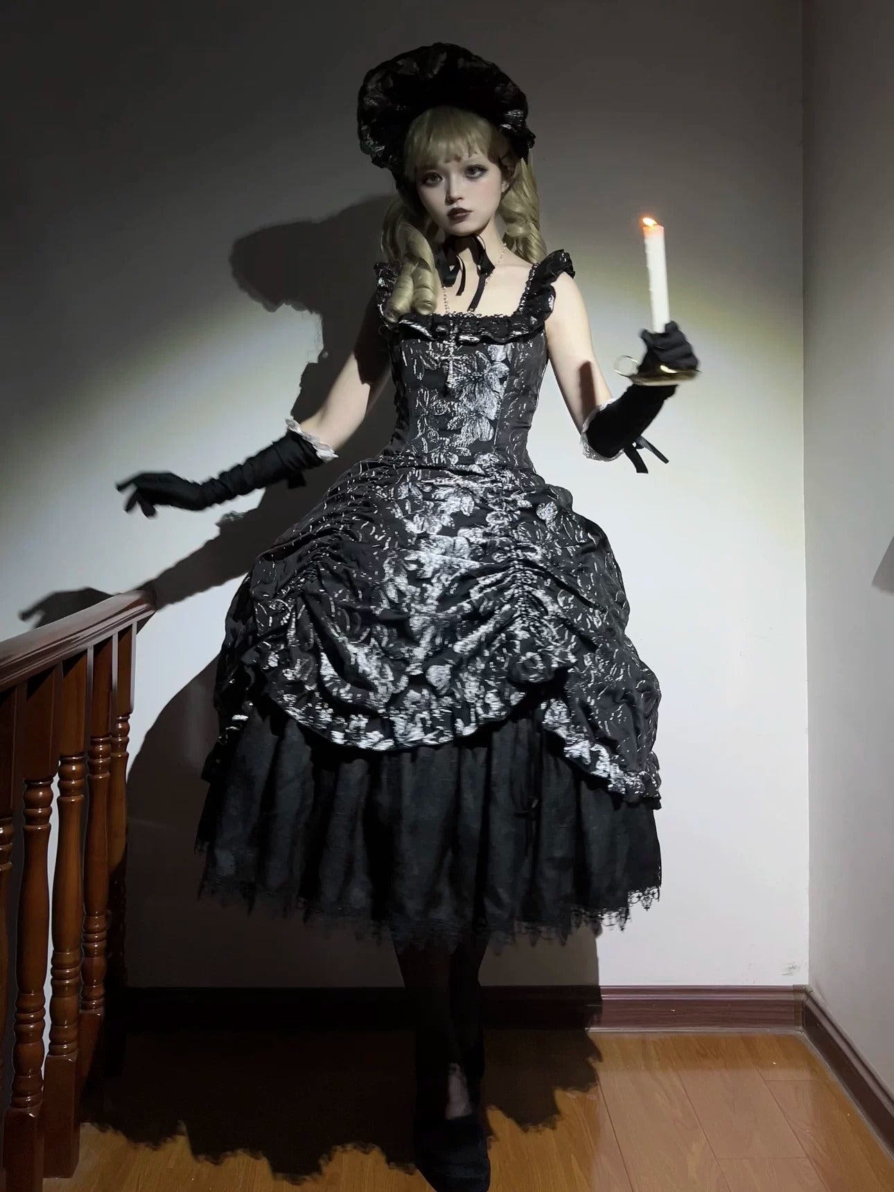 【受注予約~8/27】Midnight Lily ジャンパースカート【Miss Cube】