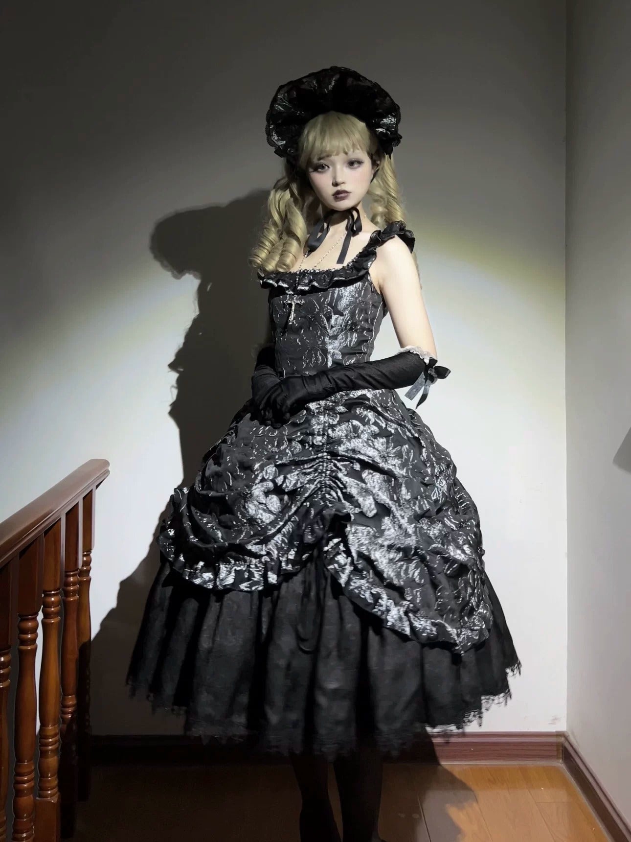 【受注予約~8/27】Midnight Lily ジャンパースカート【Miss Cube】