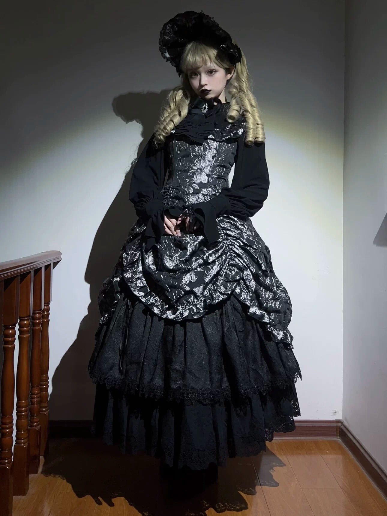 【受注予約~8/27】Midnight Lily ジャンパースカート【Miss Cube】