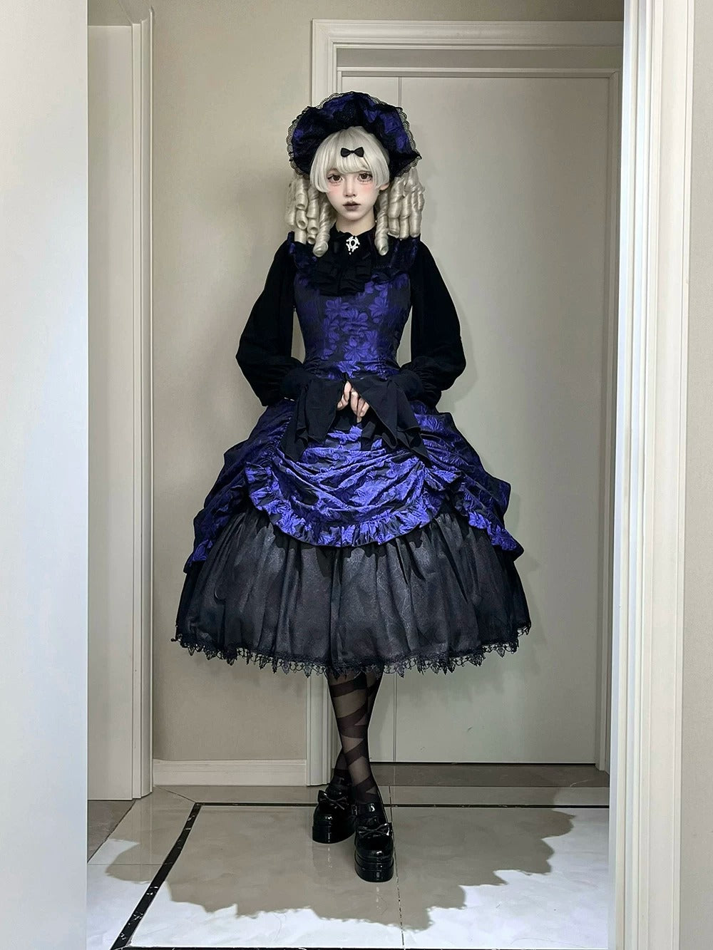 【受注予約~8/27】Midnight Lily ジャンパースカート【Miss Cube】