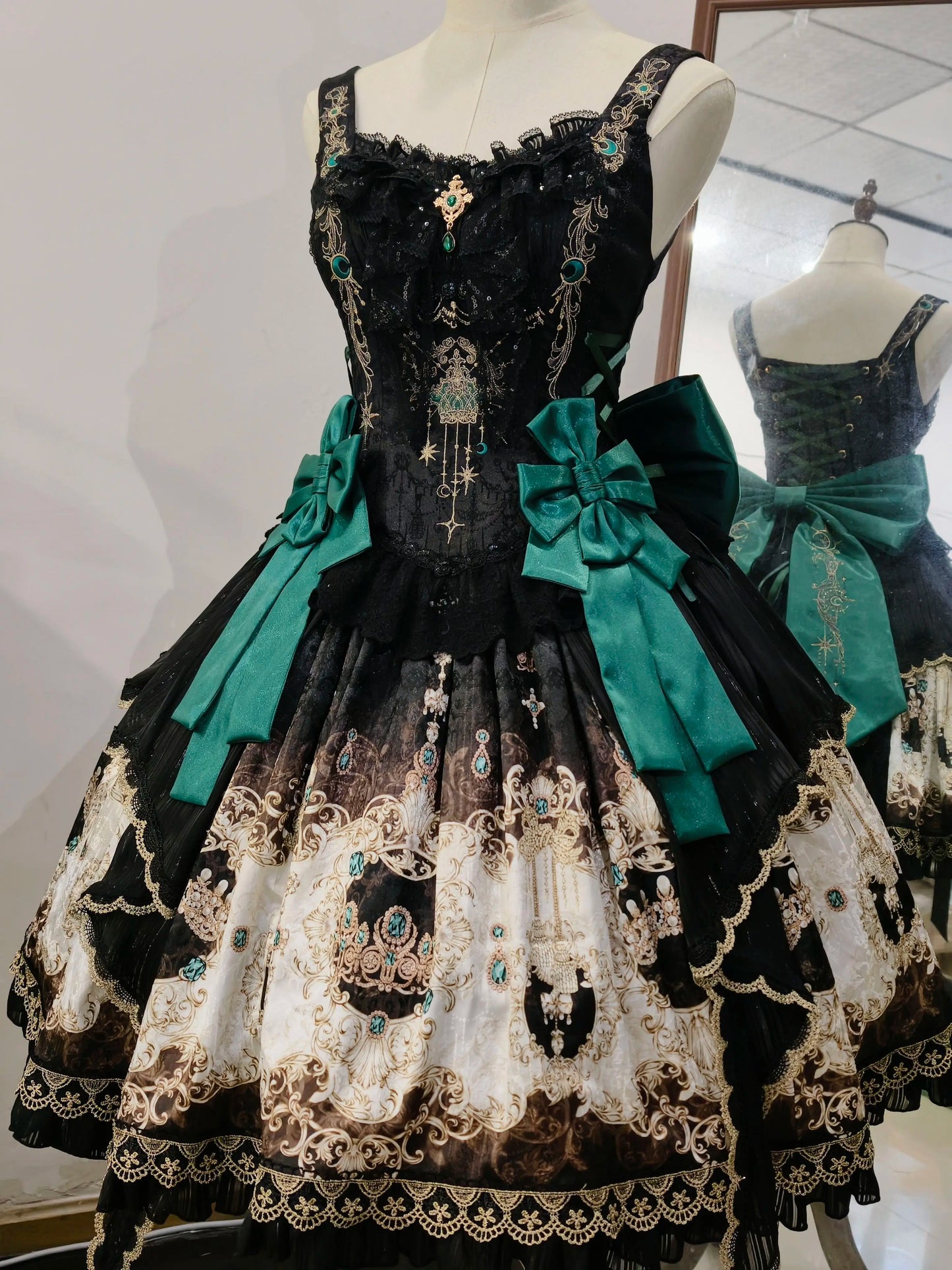 【受注予約~8/27】Treasures of the Louvre ジャンパースカート・ブラウス・スカート・フルセット【OrnateSoul】