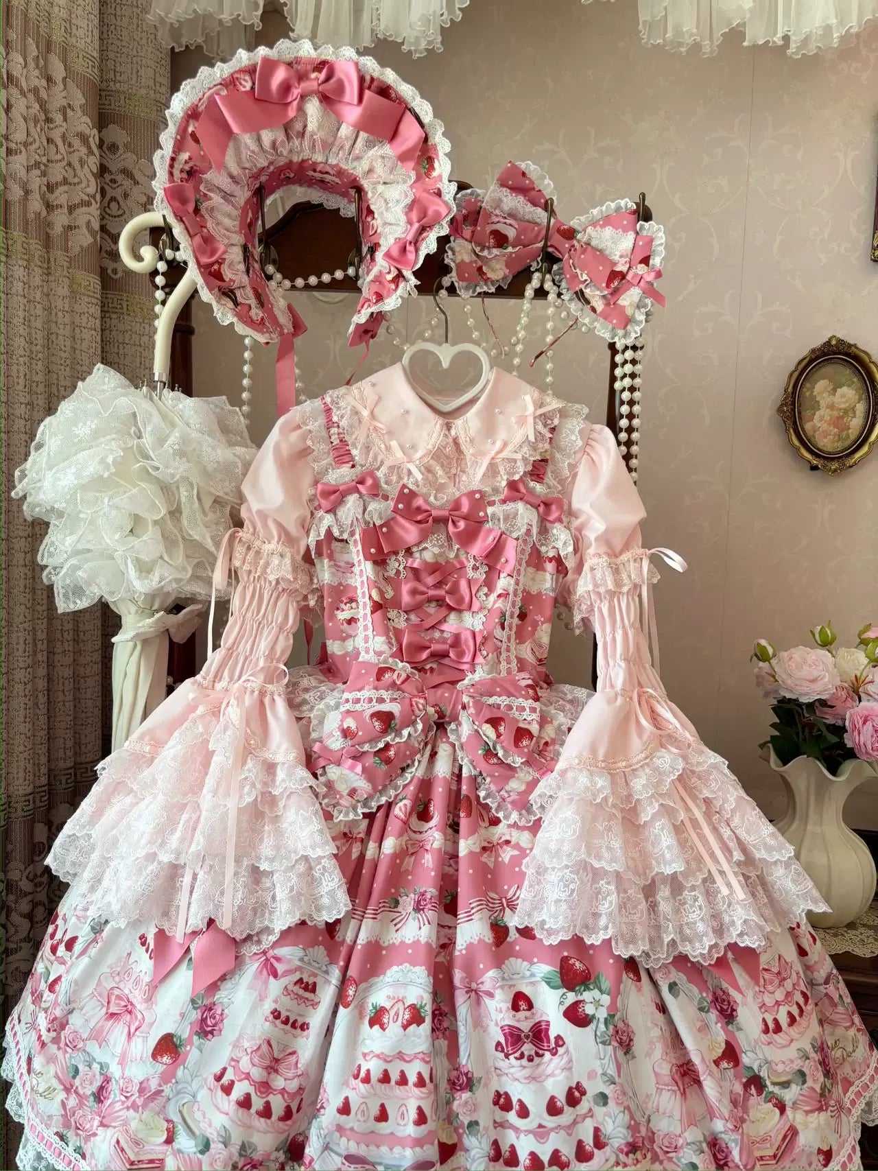 【受注予約~9/28】イチゴと花束 3.0 ジャンパースカート・フルセット【Antique Doll】