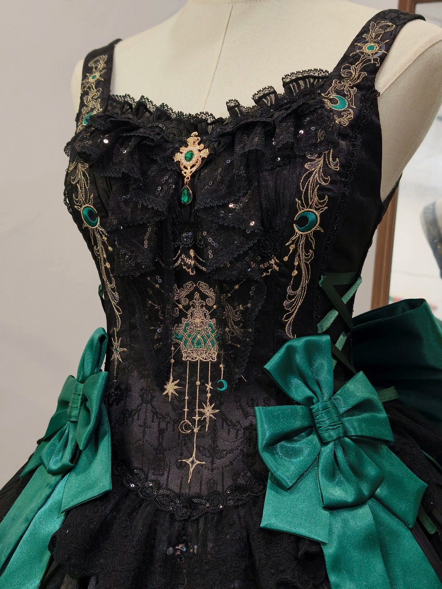 【受注予約~8/27】Treasures of the Louvre ジャンパースカート・ブラウス・スカート・フルセット【OrnateSoul】
