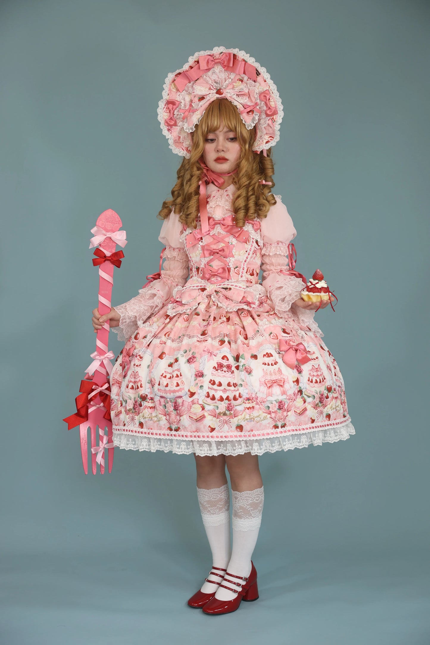 【受注予約~9/28】イチゴと花束 3.0 ジャンパースカート・フルセット【Antique Doll】