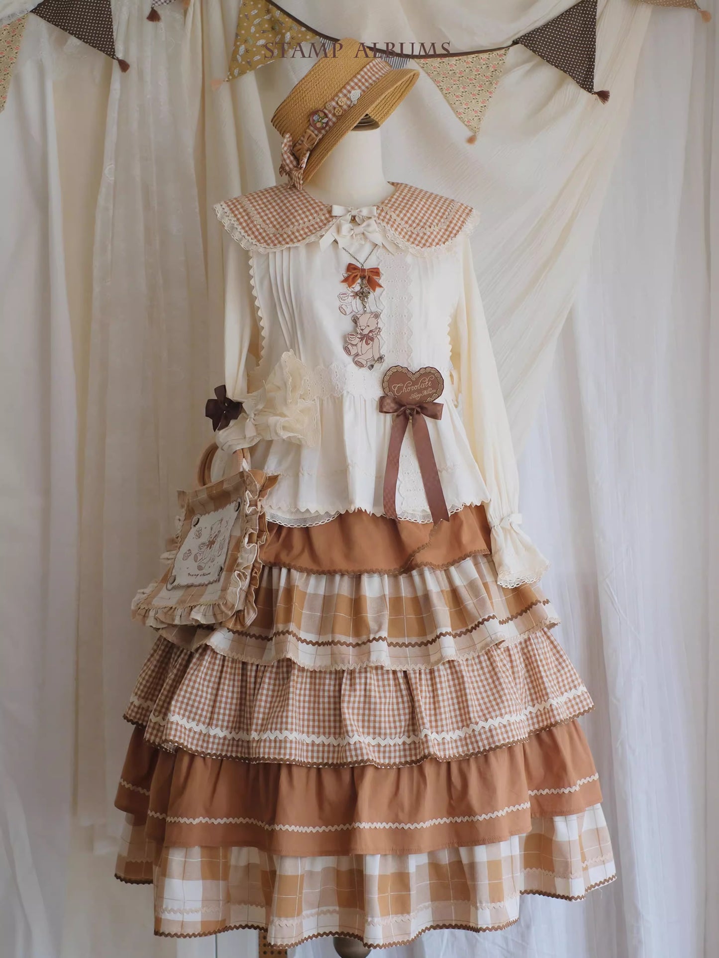 【受注予約~11/10】Bear Cake ワンピース・ブラウス【Stamp Albums】