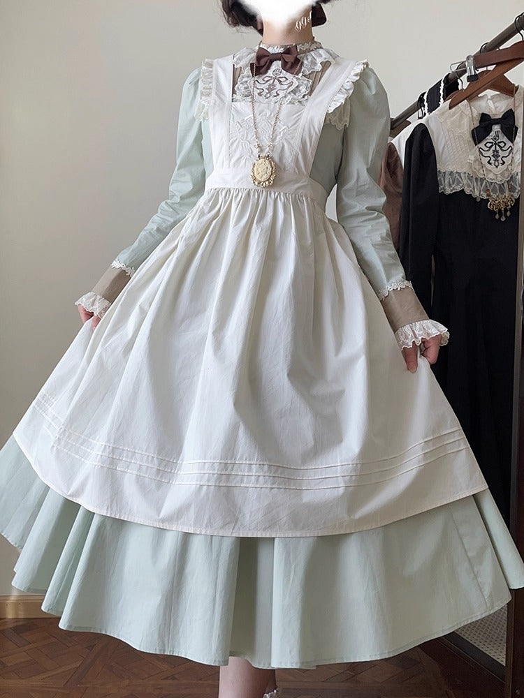 【受注予約~10/6】Witch's Tea Break エプロン【Stamp Albums】