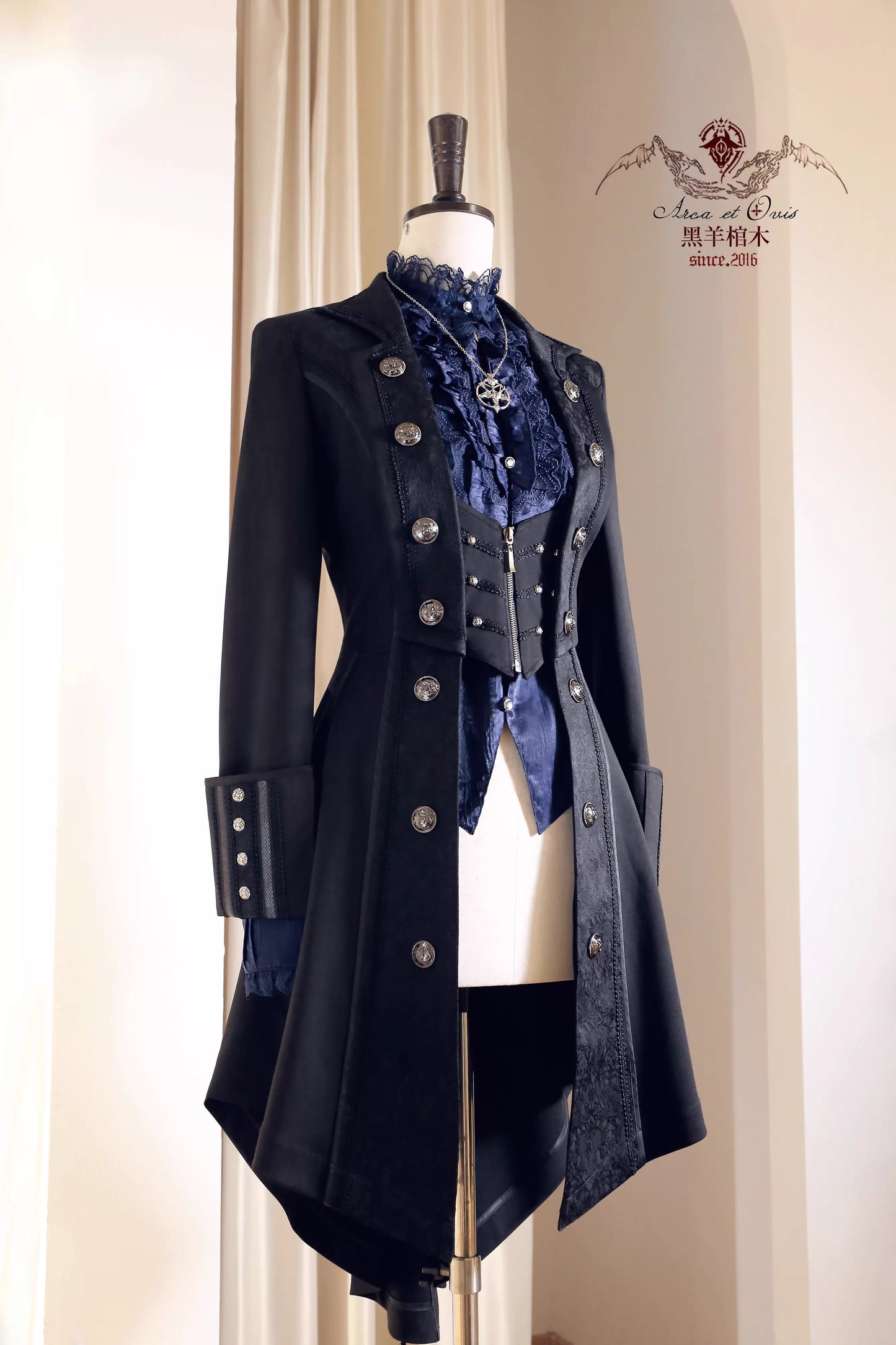 【受注予約~3/1】BatWing ロングジャケット【Arca et Ovis】