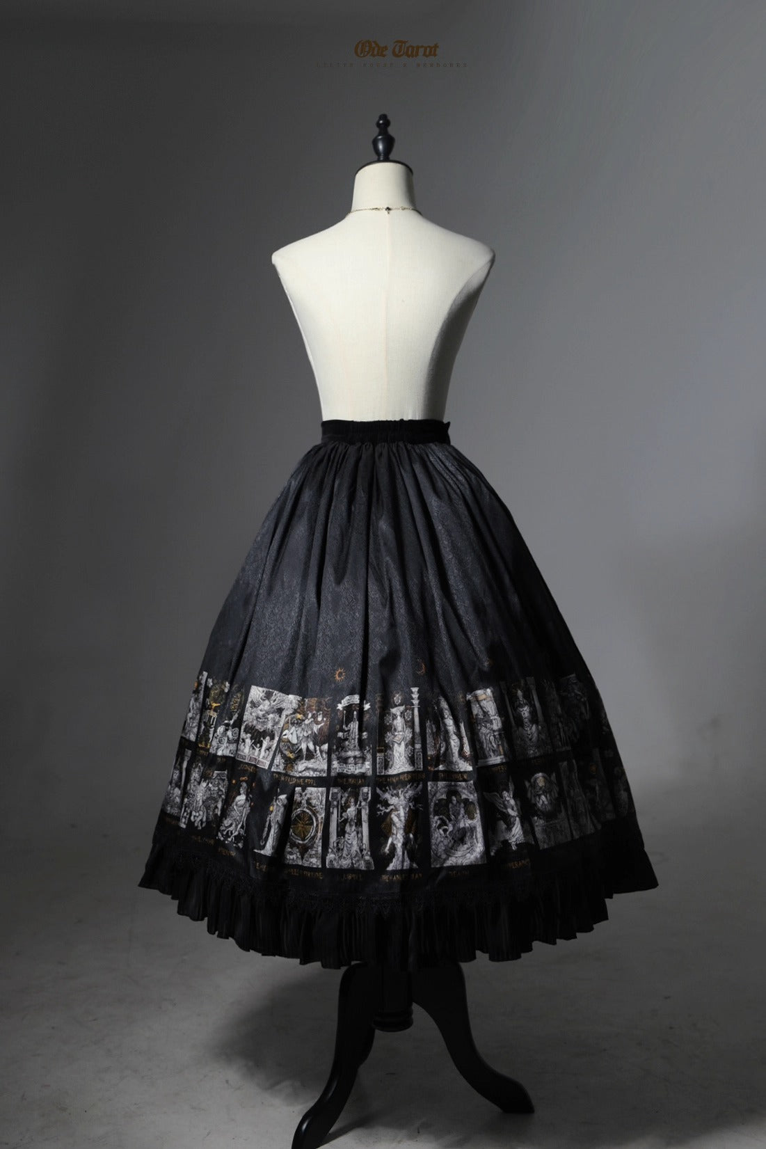 【受注予約~11/5】ONE TAROT スカート【Lilith House】