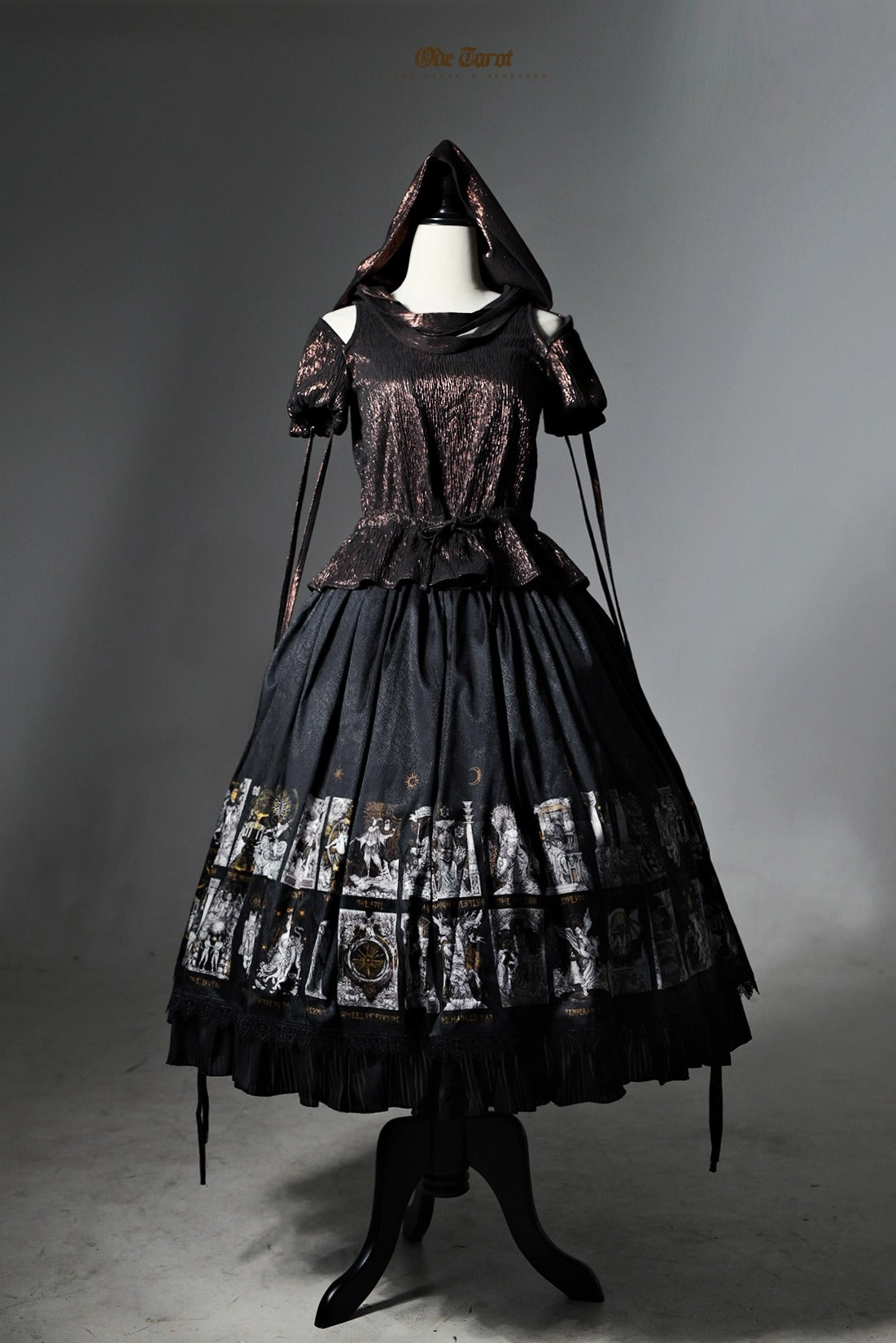 【受注予約~11/5】ONE TAROT スカート【Lilith House】
