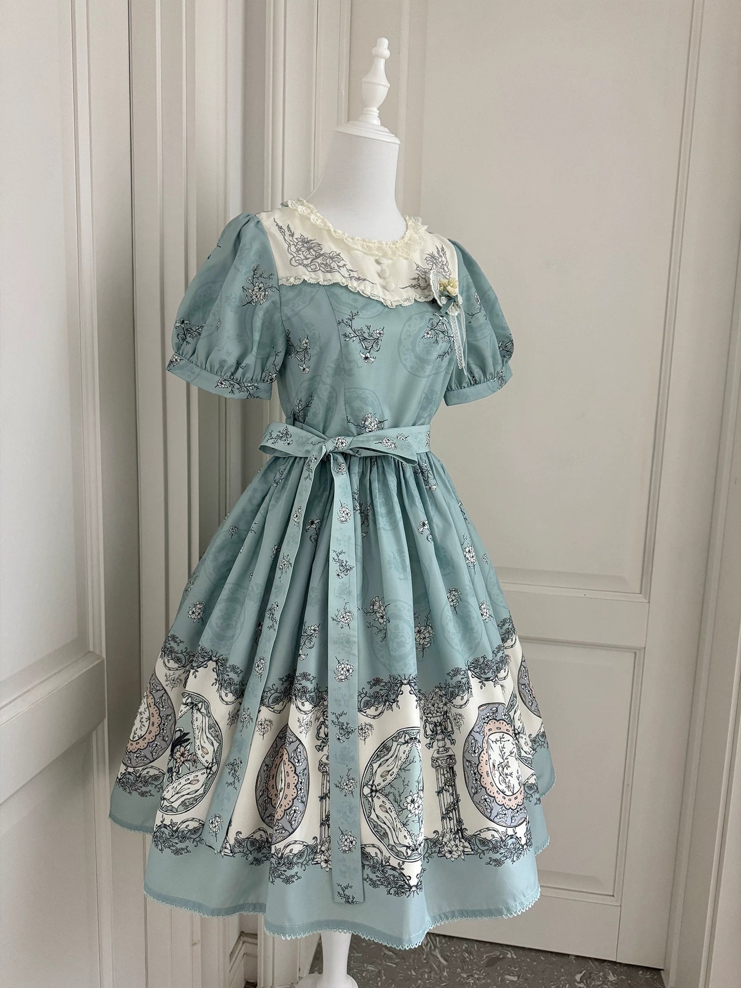 Porcelain Bottle ワンピース【DreamWhale】