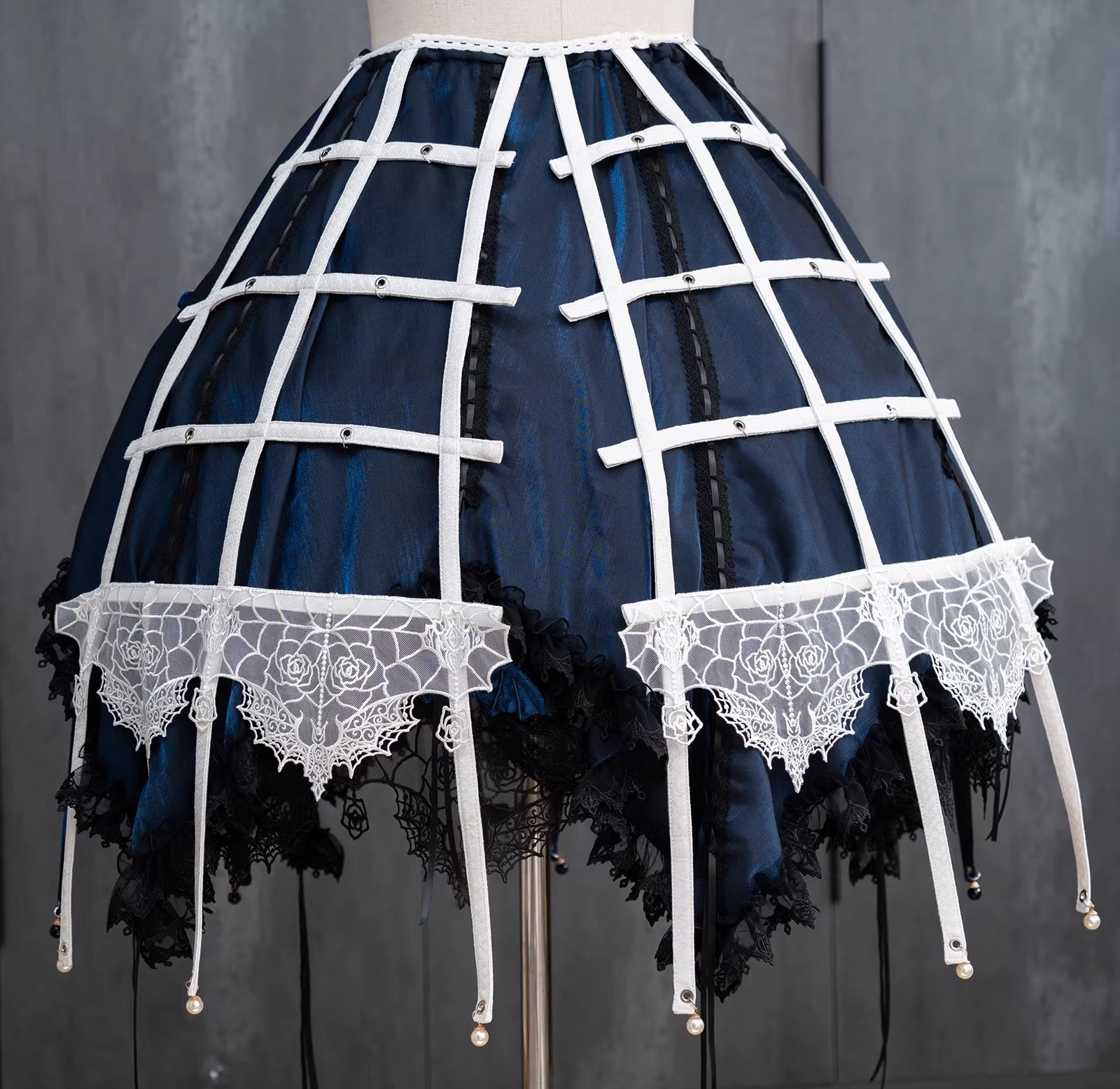 クリノリン型スカート飾り(蜘蛛レース)【Oblivion Street】 – Epetice