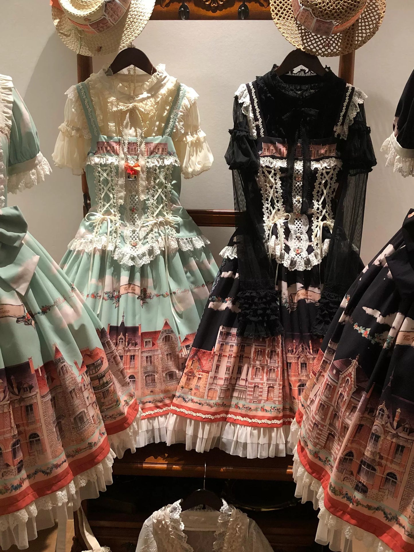 【受注予約~5/6】Dewans Garden Town ワンピース・ジャンパースカート【Cutey Mask】