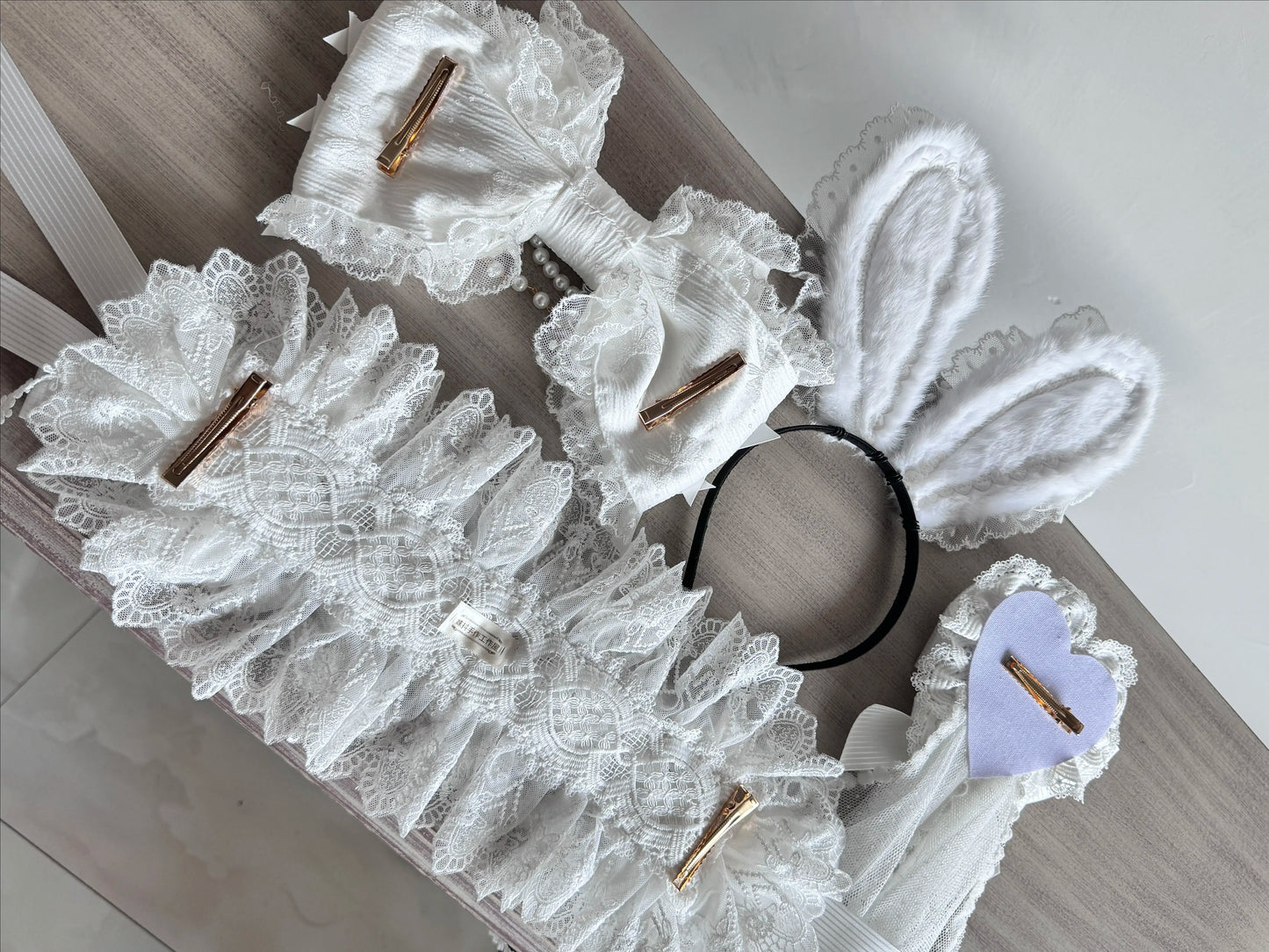 Schleier-Stirnband mit Hasenohren [Midnight Handicraft Shop]