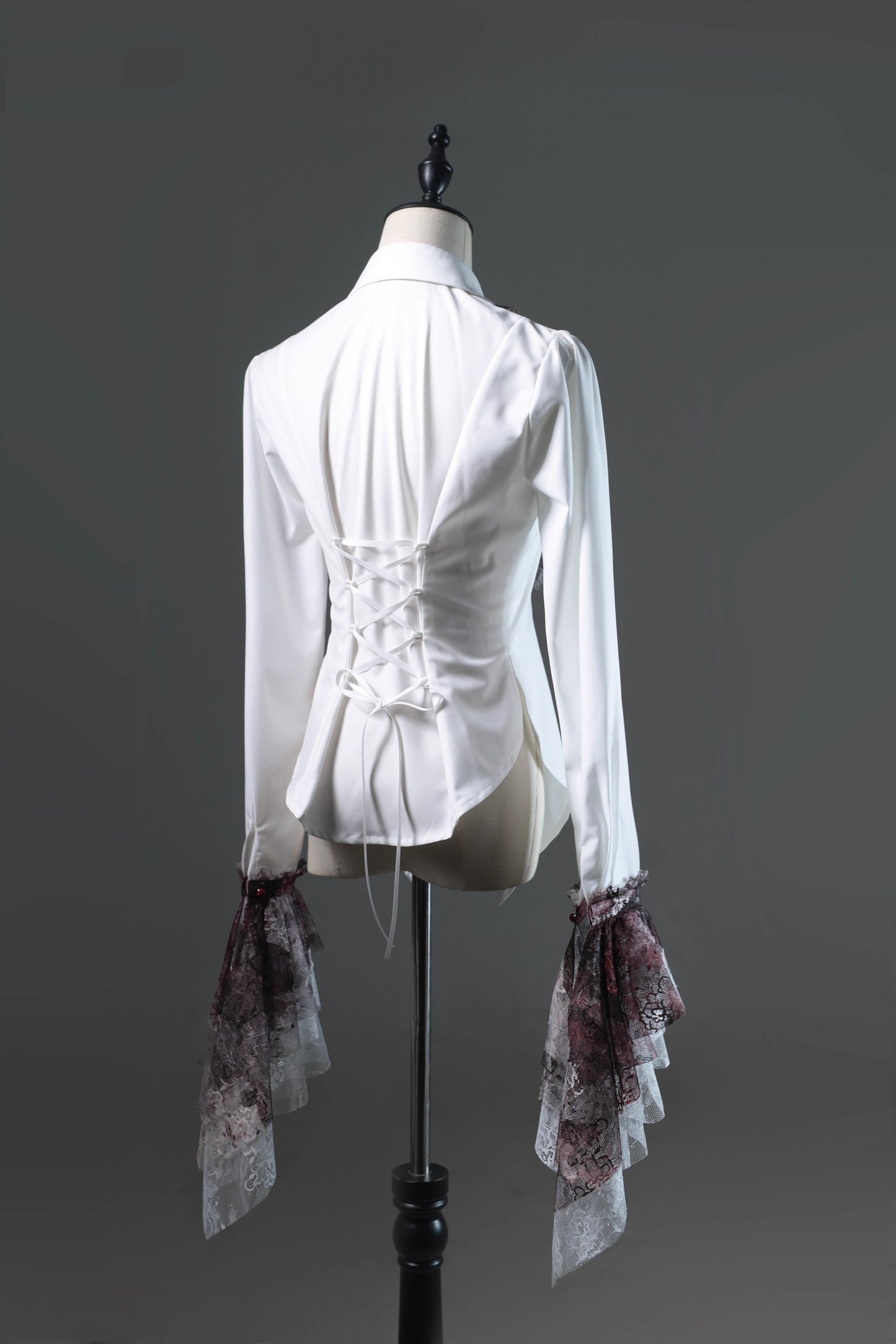 【受注予約~12/10】Horrible Wonderland ブラウス(無地ver.)【Lilith House】