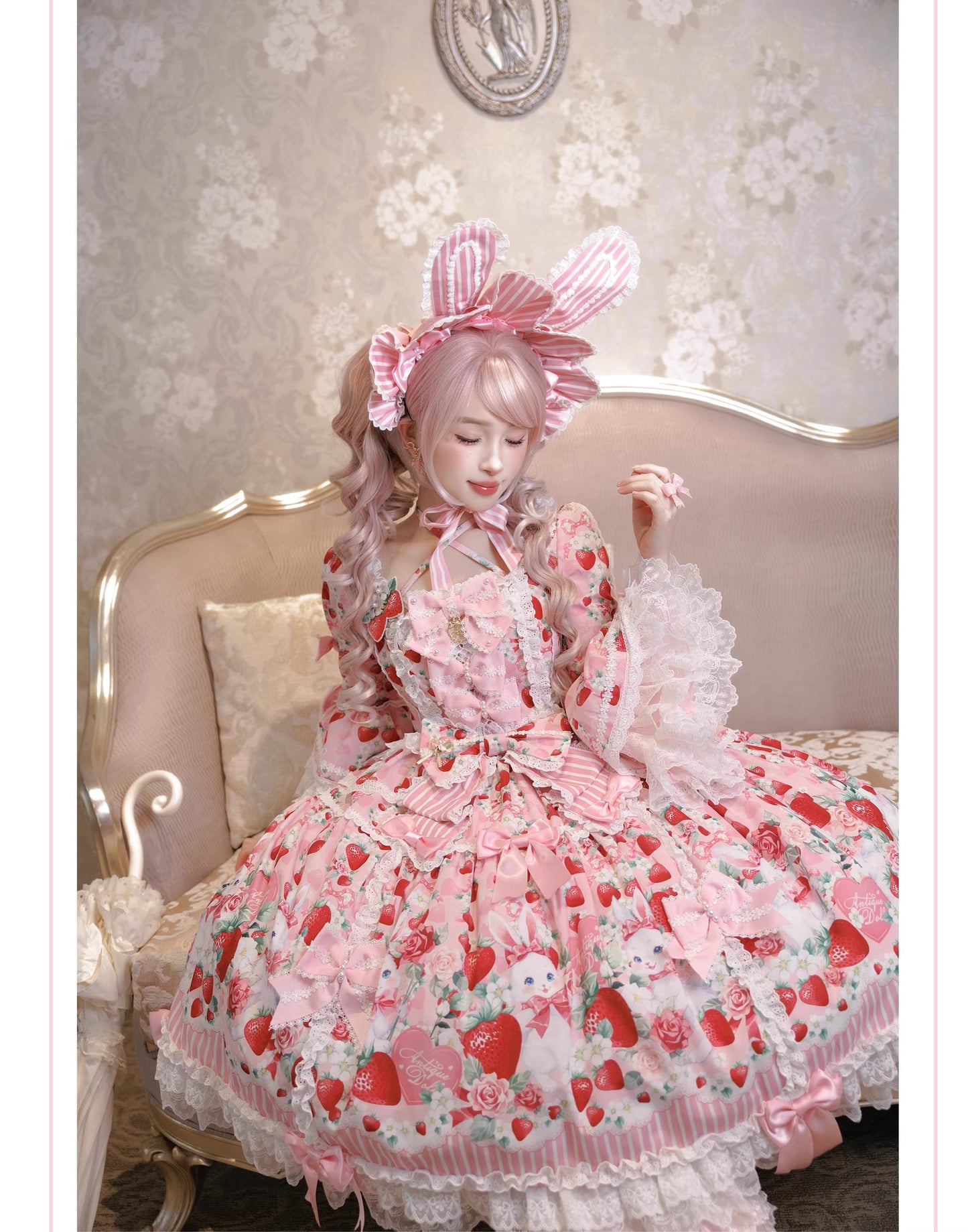 【受注予約~4/29】Strawberry Rabbit 姫袖ワンピース・フルセット【Antique Doll】