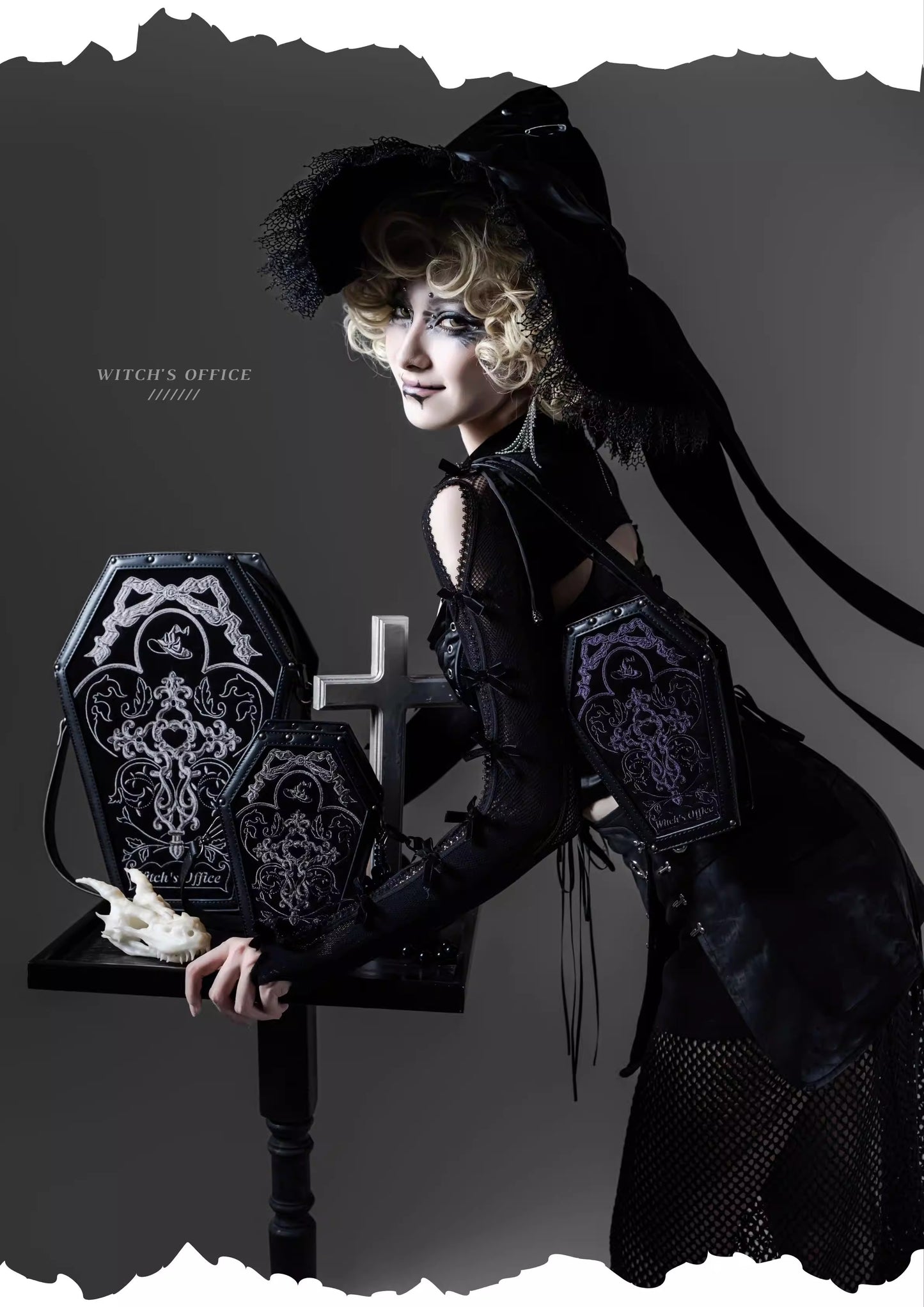 【受注予約~1/18】魔女集会 棺型バッグ【物語者】