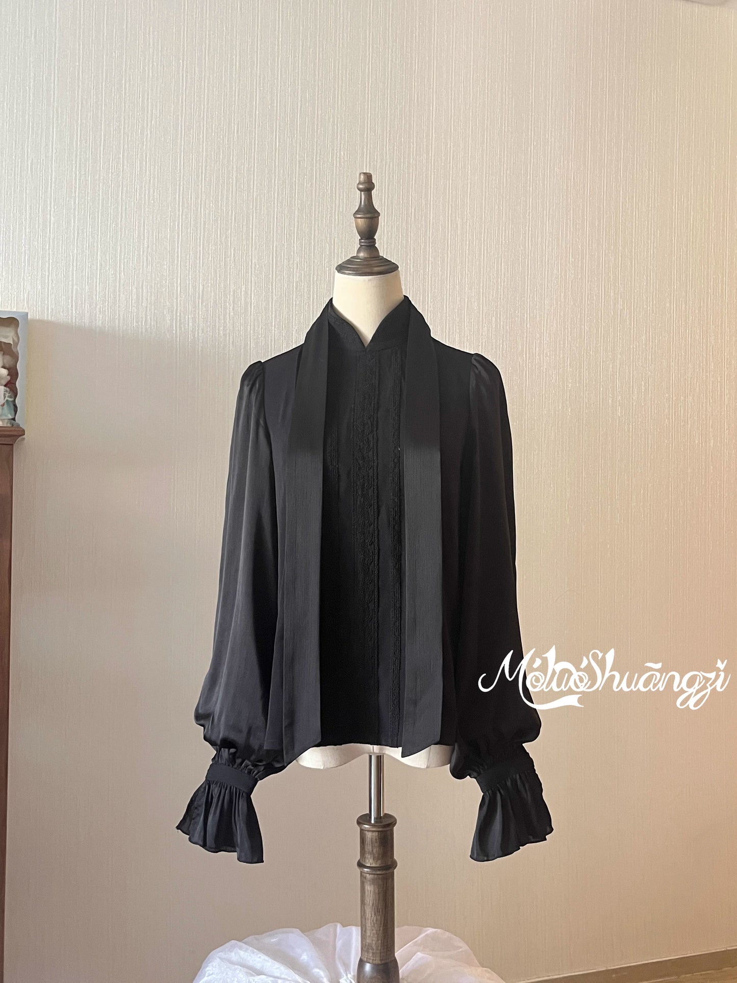 【受注予約~9/10】夕暮れの図書室 ブラウス(リボン付き)【摩罗双子】