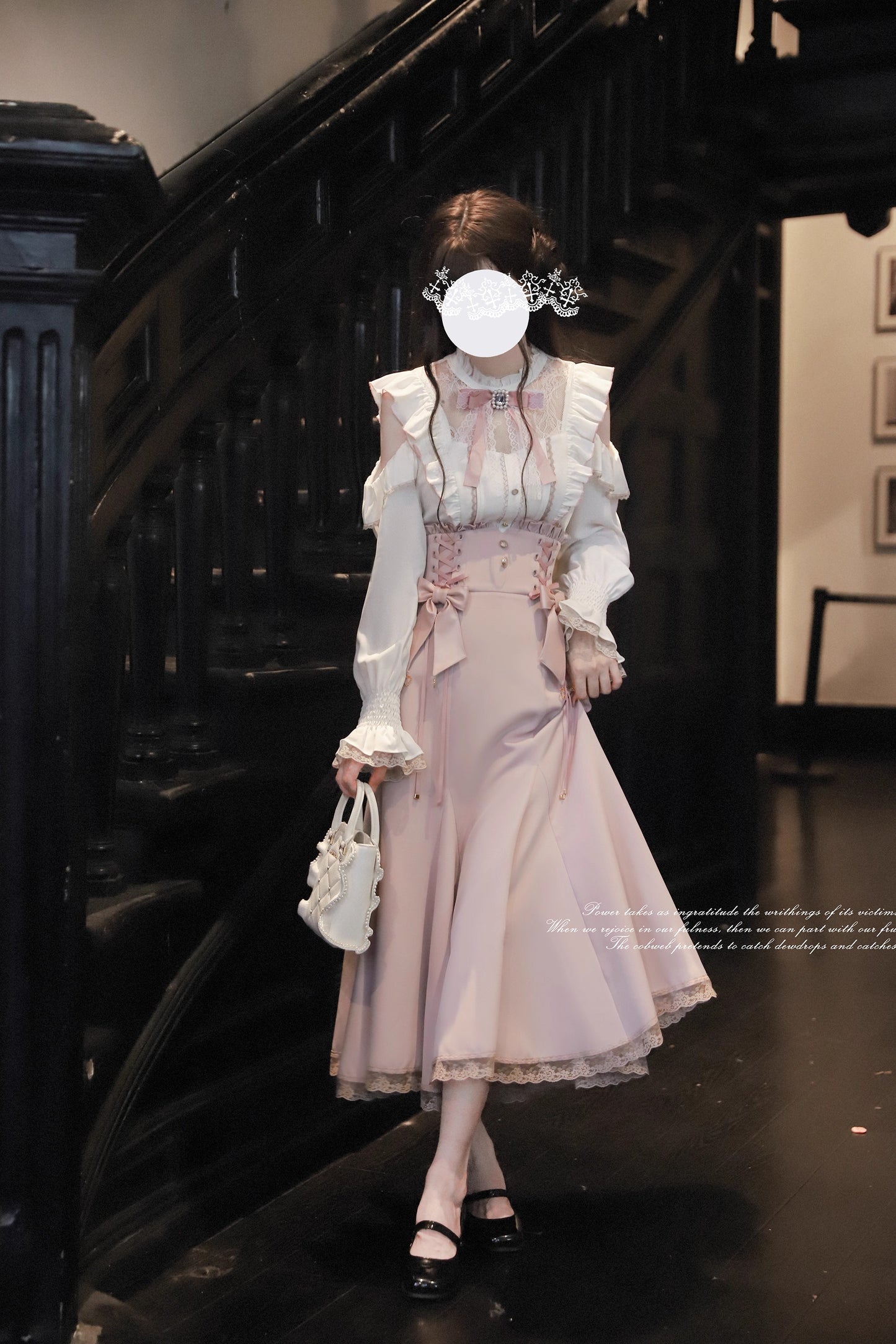 千鶴 トップス・スカート【胡桃木JK】