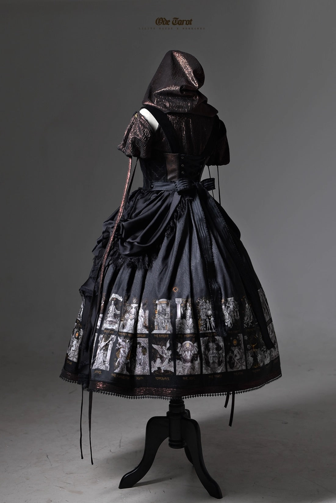 【受注予約~11/5】ONE TAROT トップス【Lilith House】