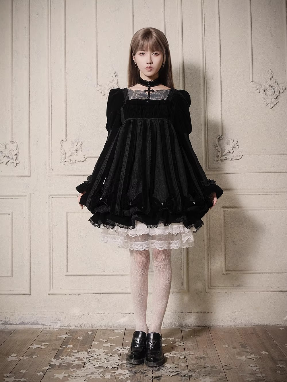 【受注予約~3/23】Embroidered Star ワンピース【魔女販售】