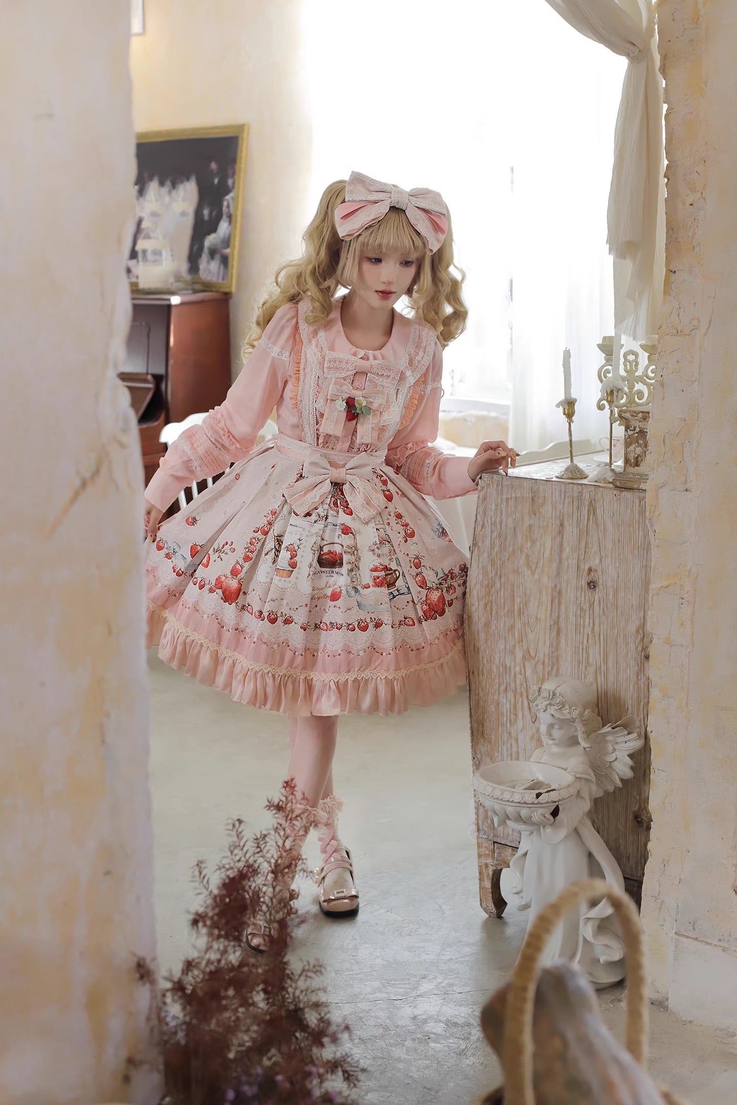 【受注予約~12/16】Strawberry Manor スカート【Balladeer】