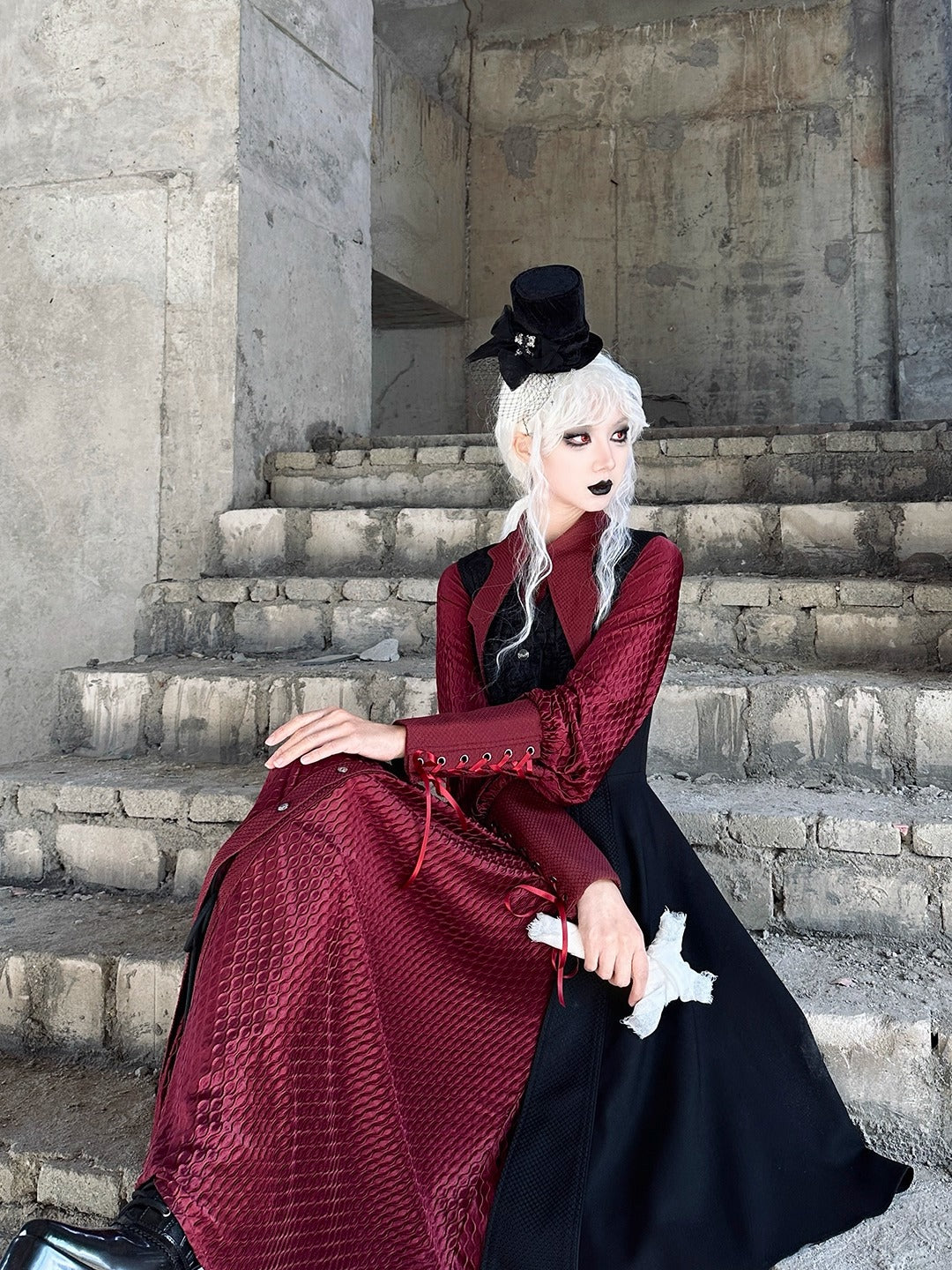 【受注予約~10/16】Twin Dragon ロングブラウス【麋鹿】