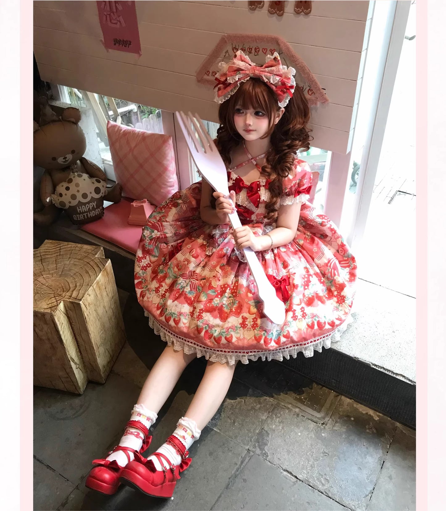 【受注予約~3/30】イチゴと花束 フルセット【Antique Doll】