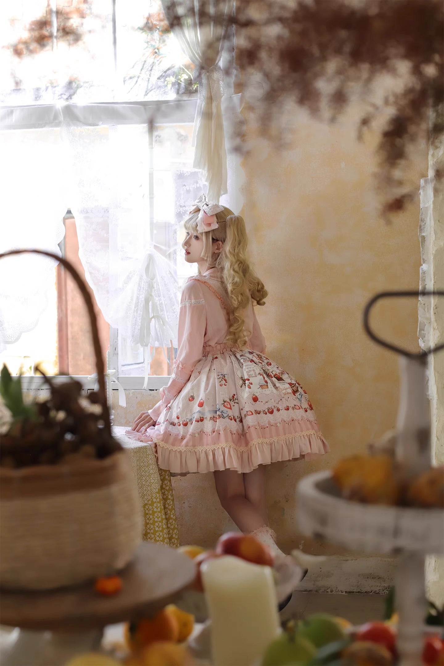 【受注予約~12/16】Strawberry Manor スカート【Balladeer】