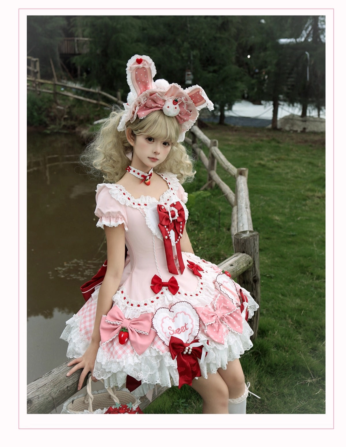 【受注予約~12/18】Sweet Berry Rabbit ワンピース【蜜桃白茶】