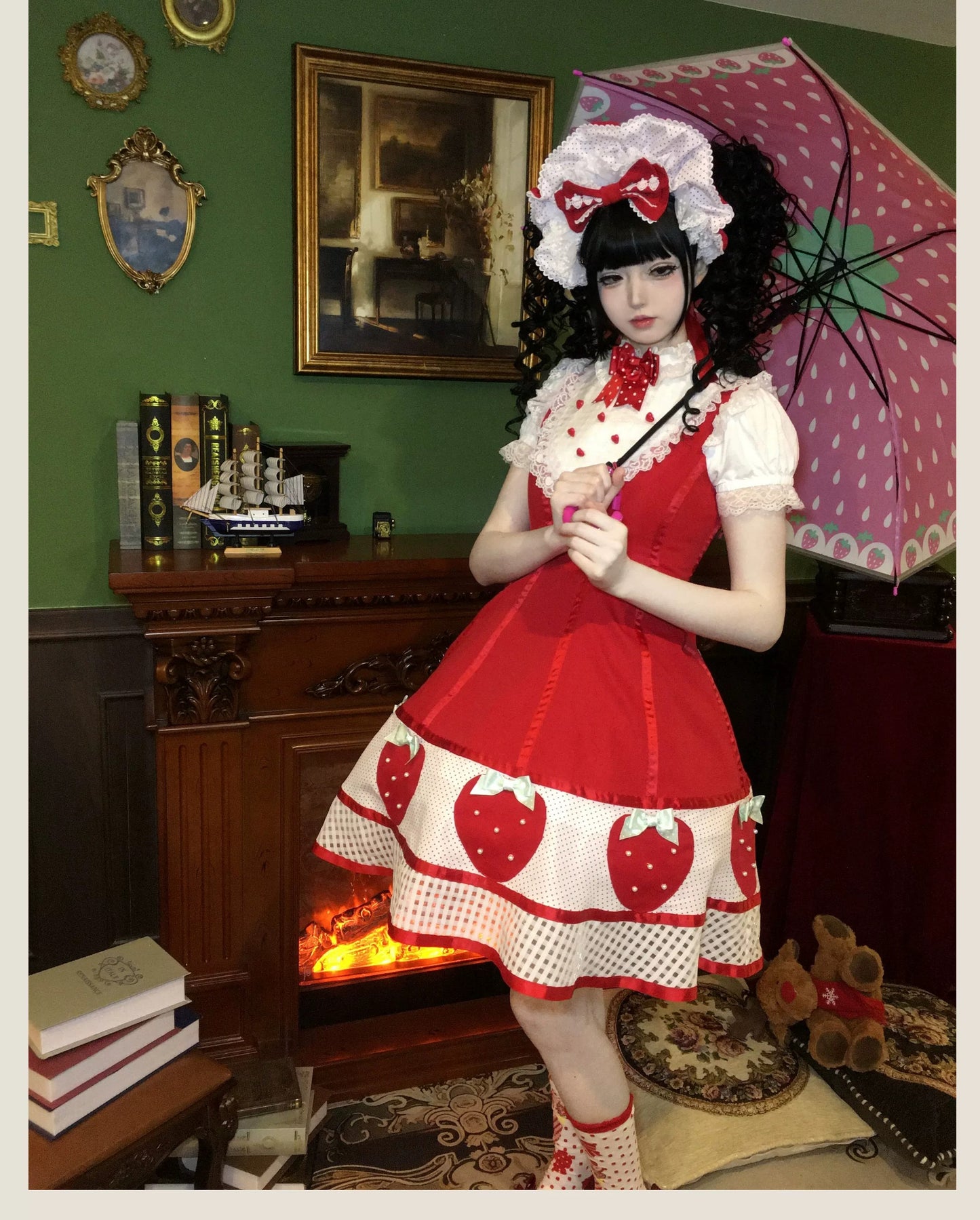 【受注予約~7/5】The Eccentric Strawberry Lady ワンピース【TaTaTa Lolita】