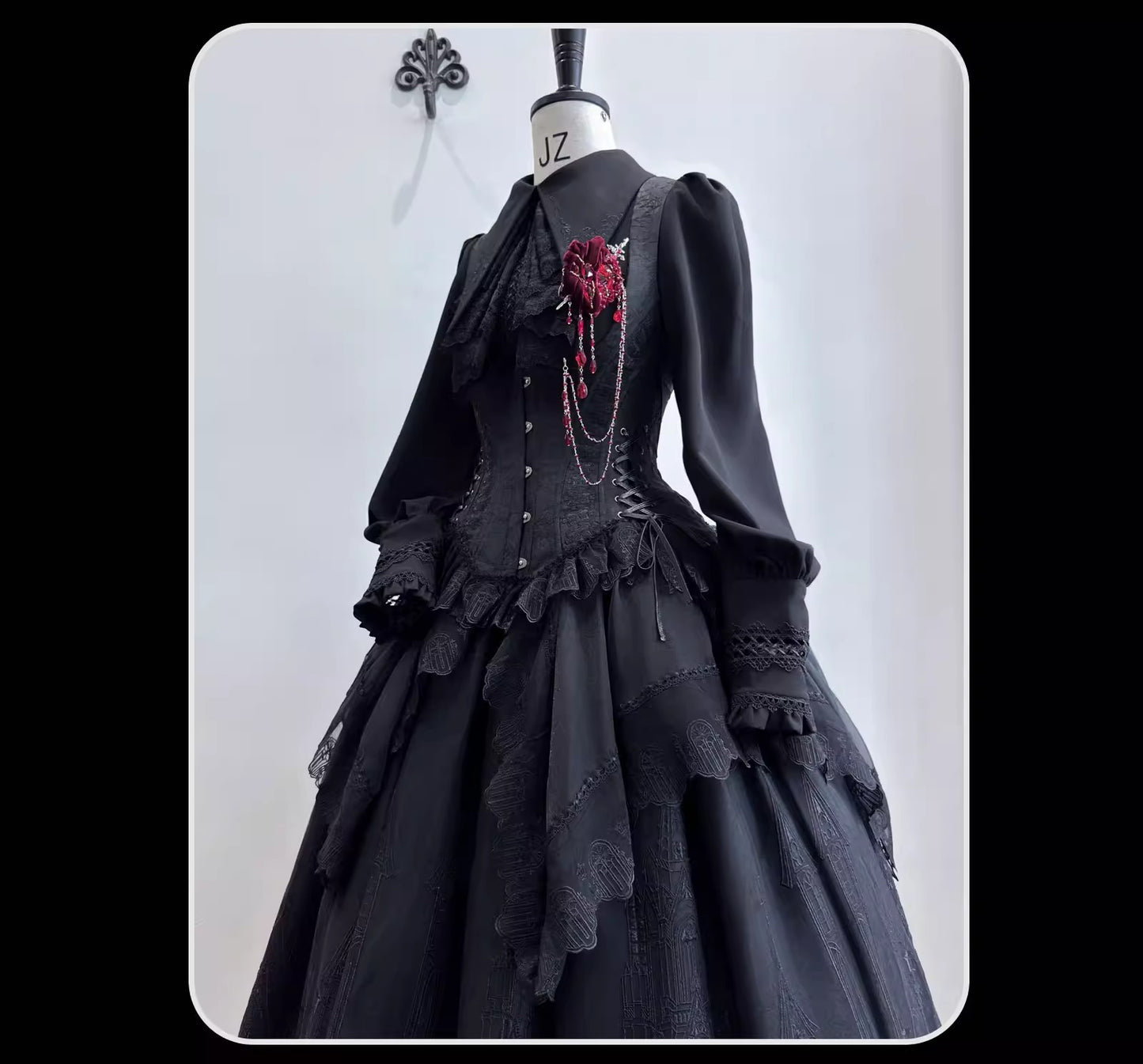 【受注予約~4/19】Bone Mass ブラウス・コルセット・スカート【SUSIN】