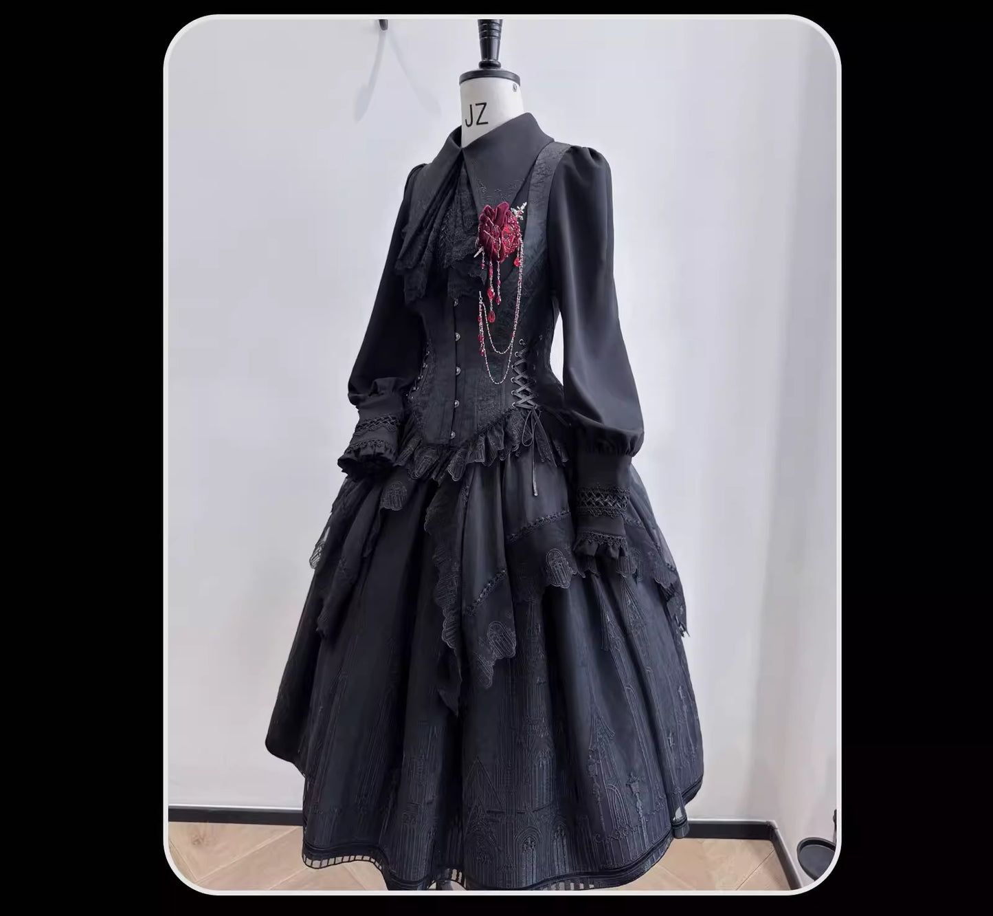 【受注予約~4/19】Bone Mass ブラウス・コルセット・スカート【SUSIN】