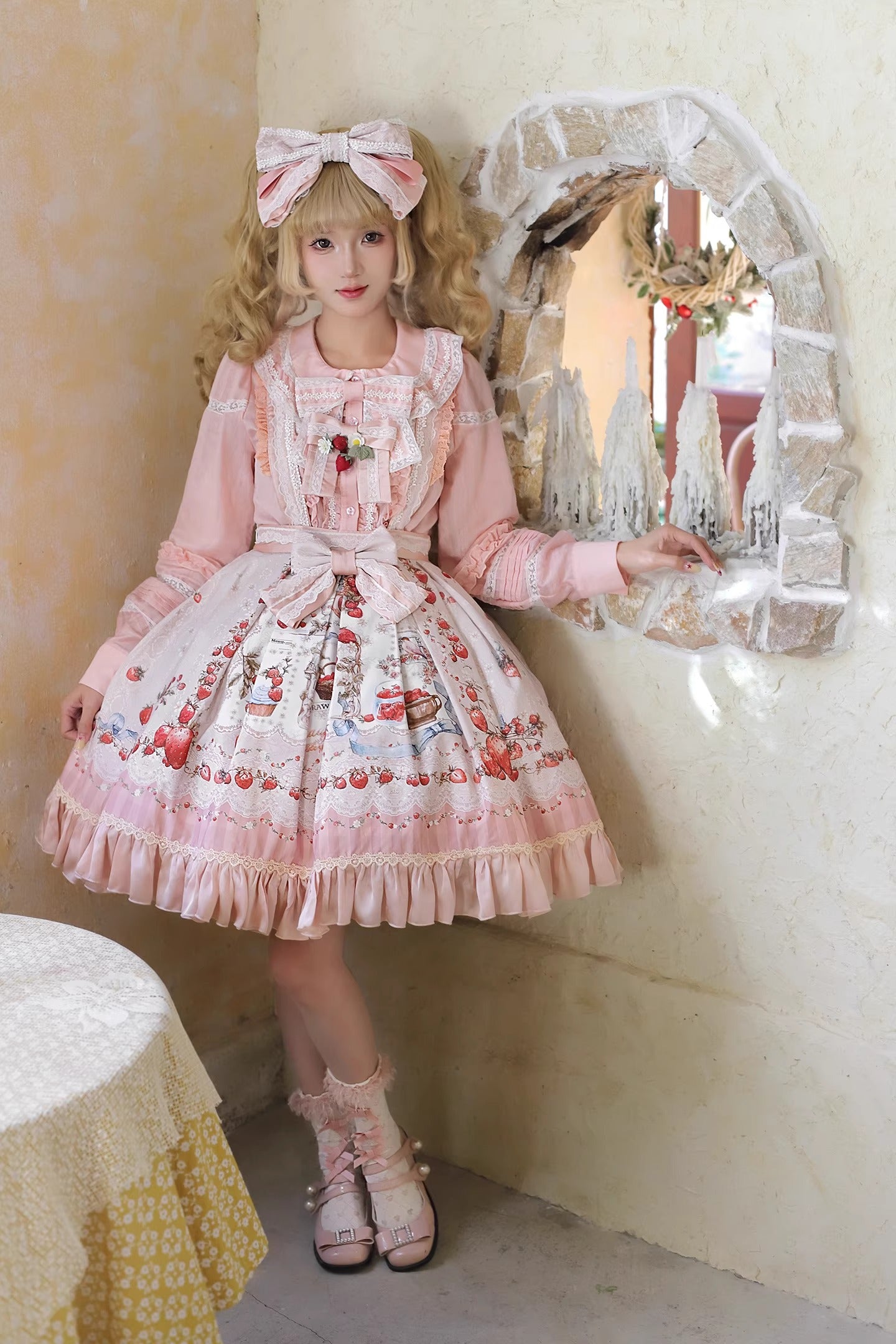 【受注予約~12/16】Strawberry Manor スカート【Balladeer】