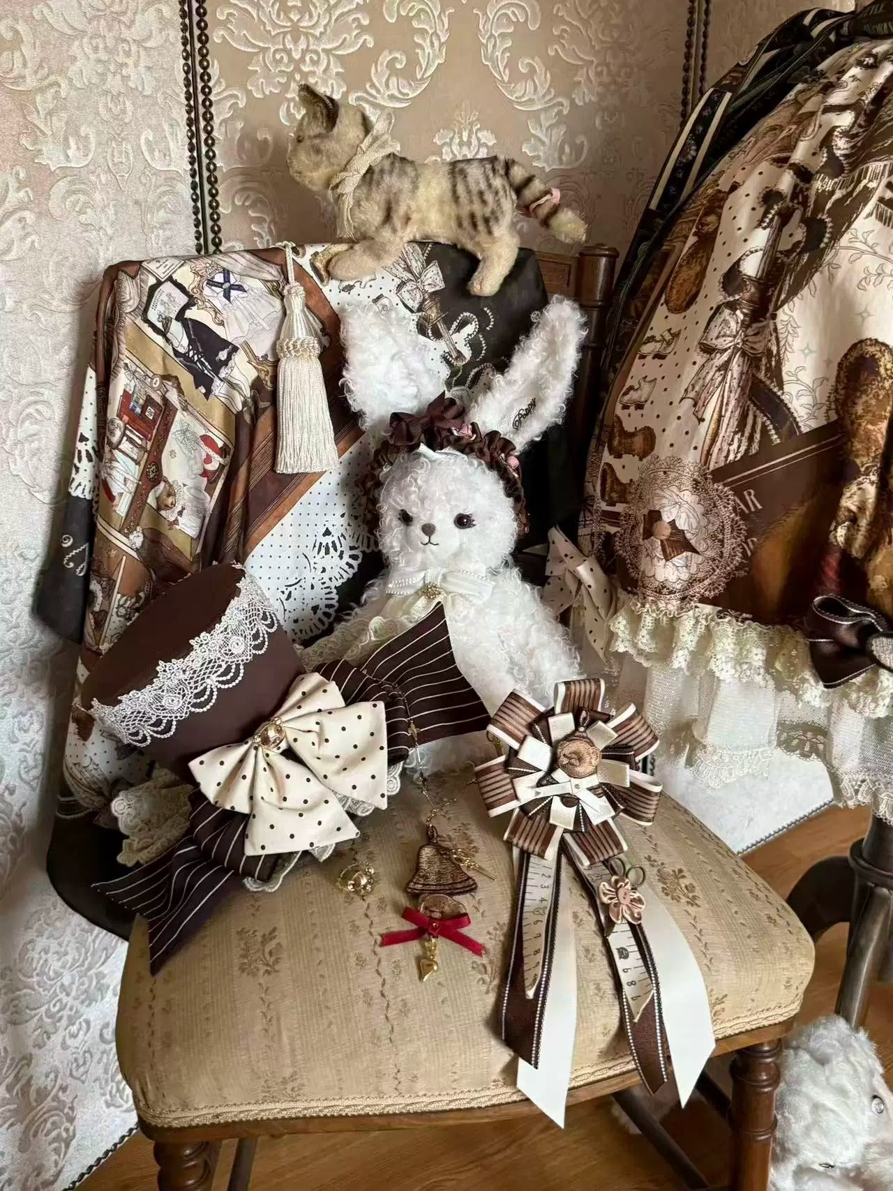 【受注予約~5/14】Antique Bear Shop アクセサリー【黒眼窩診療室】